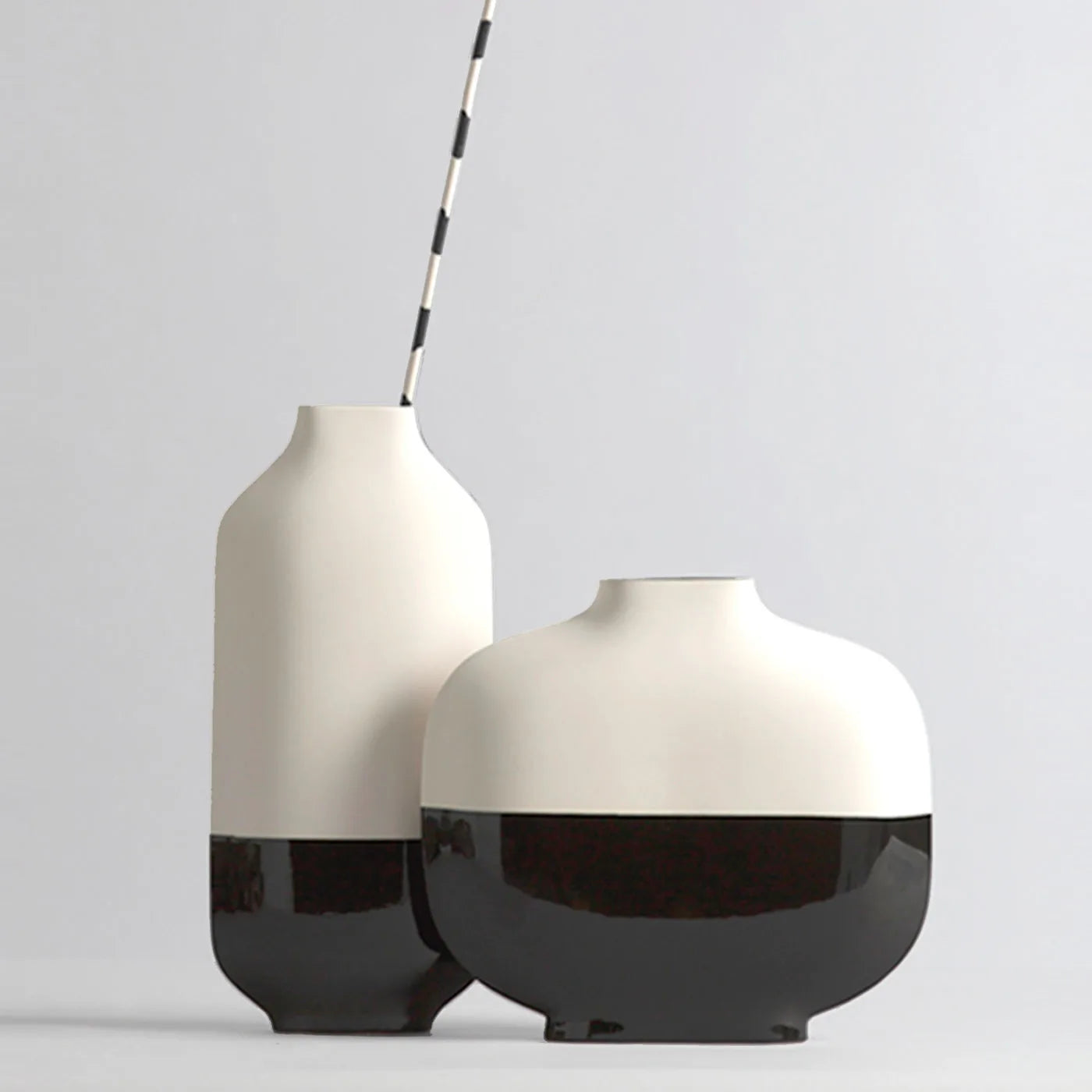 KOSE MILANO | SHORT PALMA BLACK AND WHITE VASE | $895.00 - Image 2