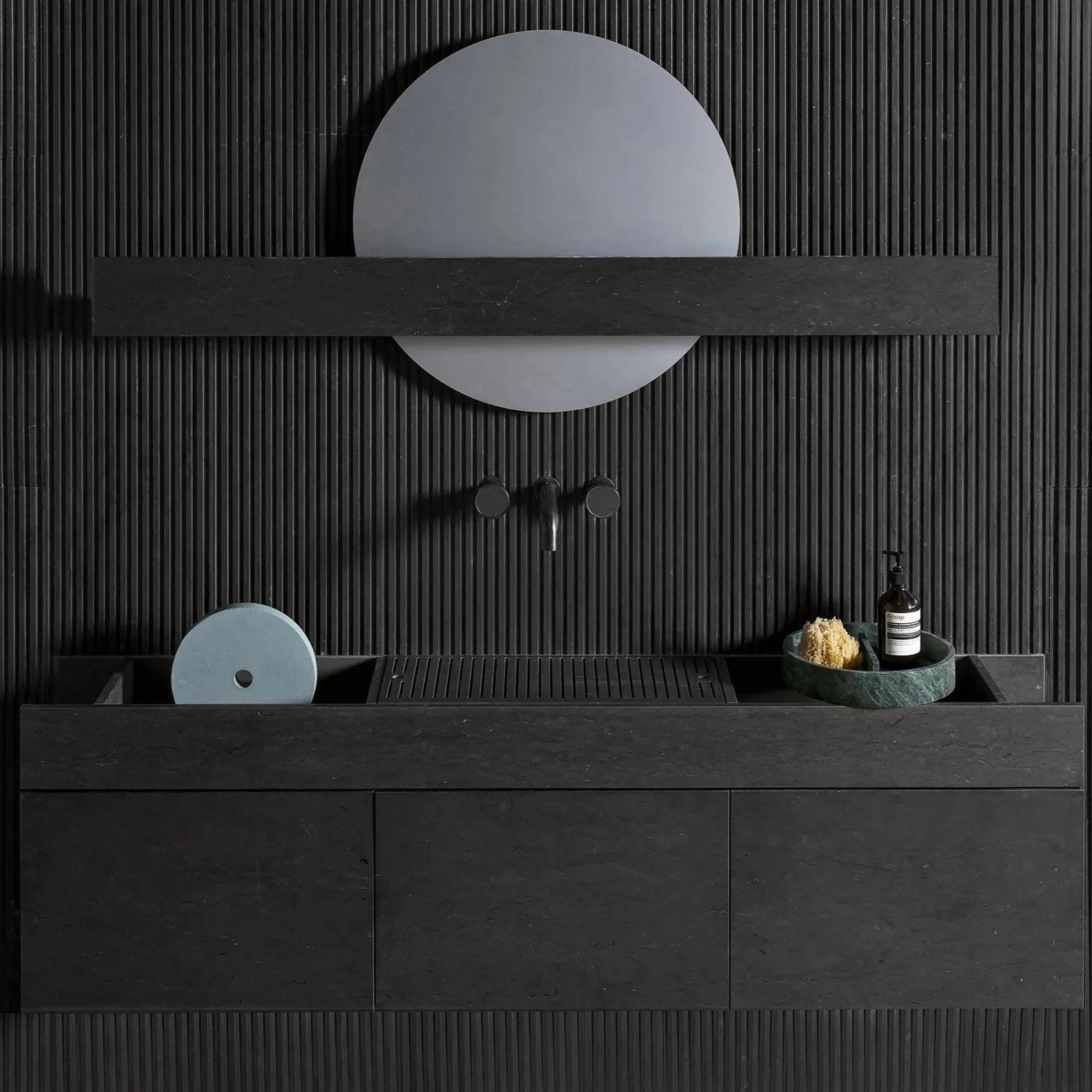 LUCE DI CARRARA | PASSAGE VANITY | ,254.66 – ,113.72