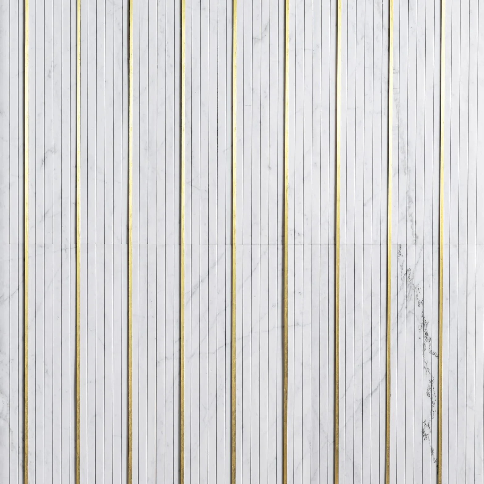 LUCE DI CARRARA | TAIL | $825.91 - $1,391.00 - Image 1