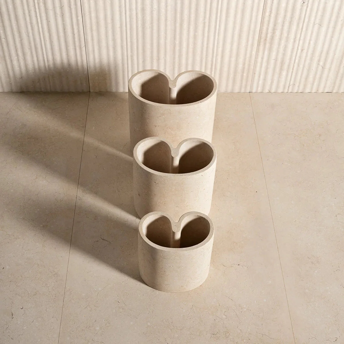 LUCE DI CARRARA | MUZE VASE | ,987.29 – ,785.32