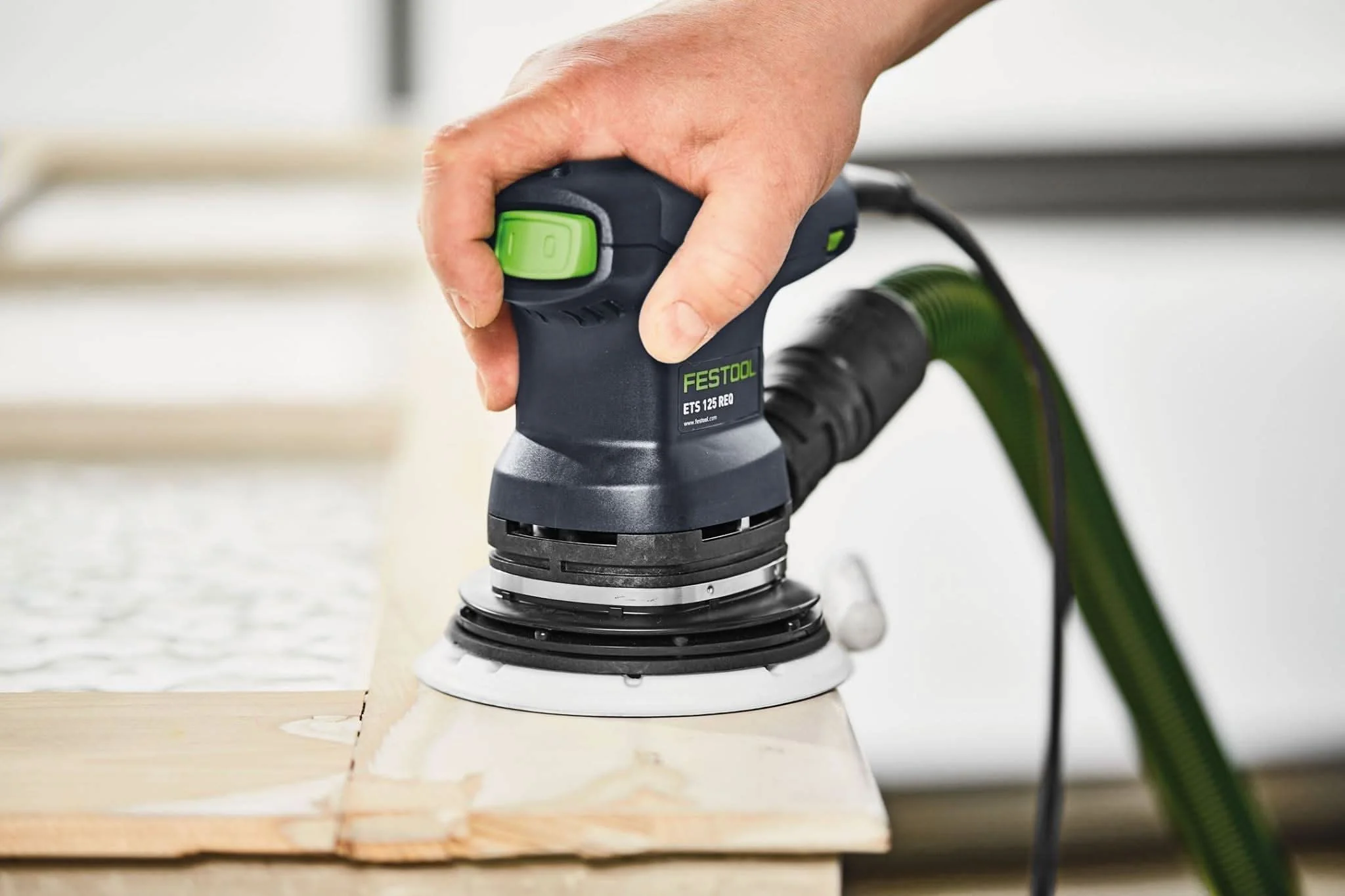 Festool 576070 ETS 125 REQ-Plus 125mm (5") Random Orbital Sander w/ Systainer3 - Image 3