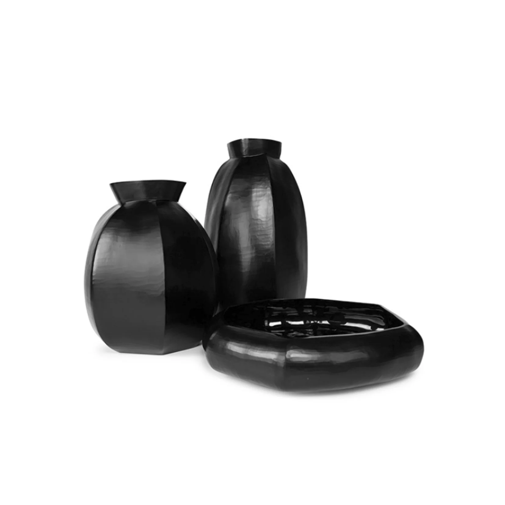 GUAXS KARAKOL In Black - $788.00 - $1,168.00 - Image 1