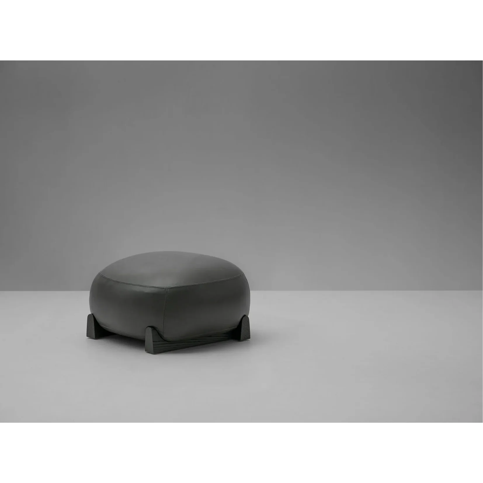 VAN ROSSUM | FORT OTTOMAN | ,115.00