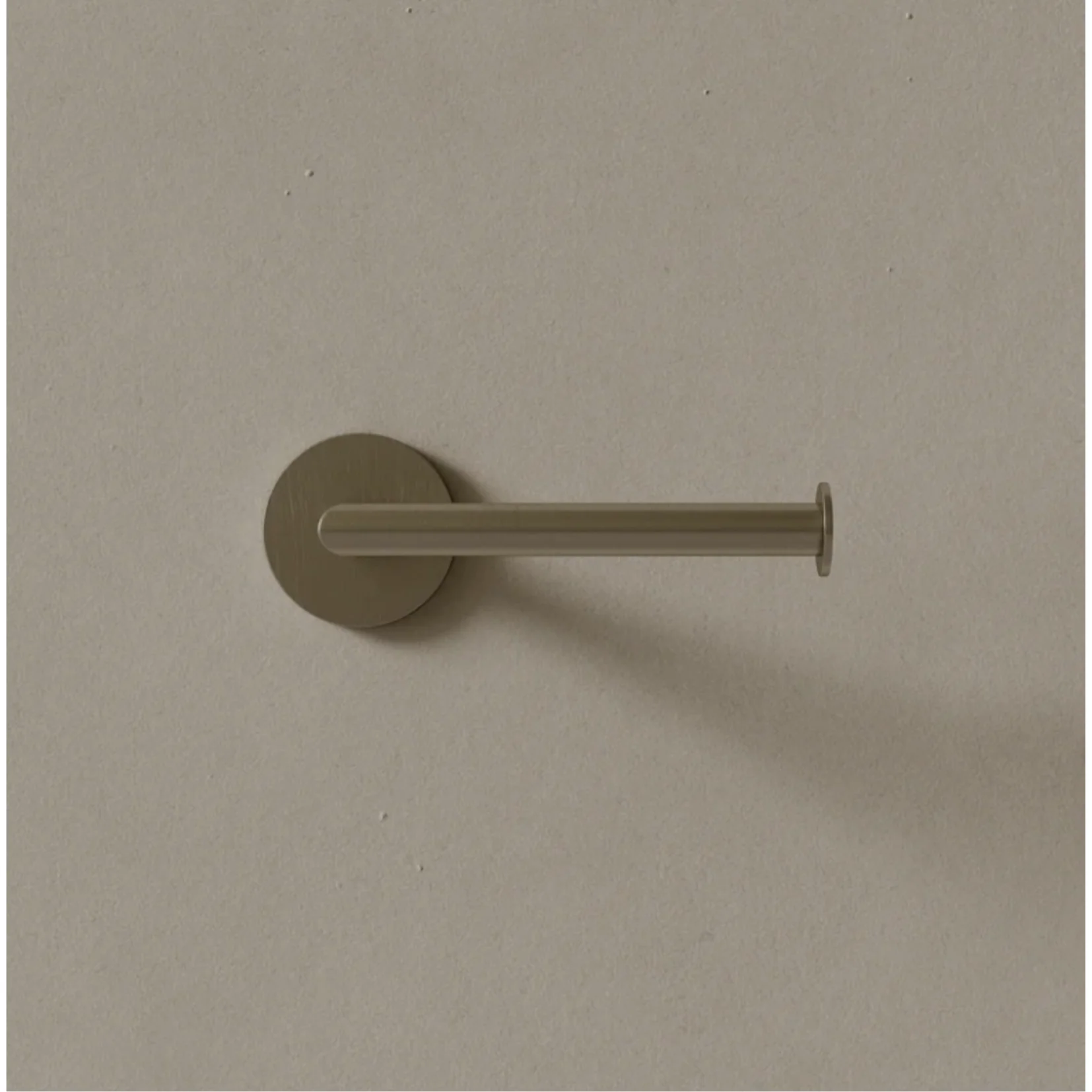 ELEMENTO BATH | TOILET PAPER HOLDER | 8.88 – 3.31