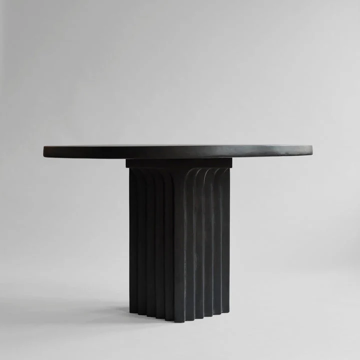 ARC DINING TABLE I ,095.00