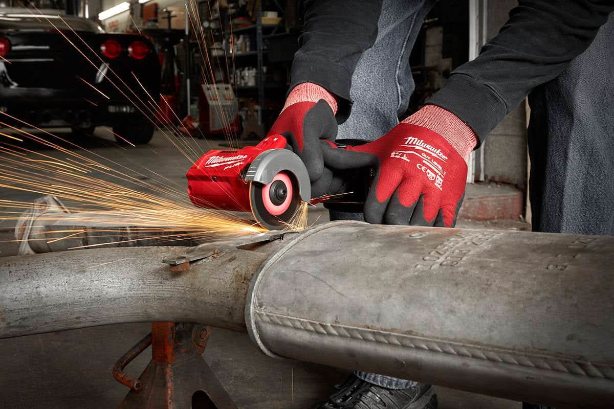Milwaukee 2522-20 M12 FUEL 3" Compact Cut Off Tool, Tool Only (PROMO) - Image 2