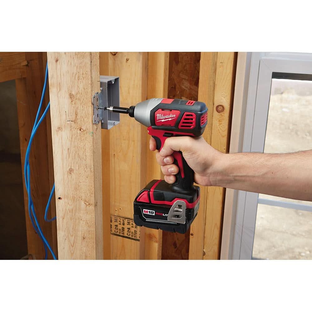 Milwaukee 2656-21P M18 Cordless 1/4-Inch Impact Driver 3.0Ah Kit - Image 2