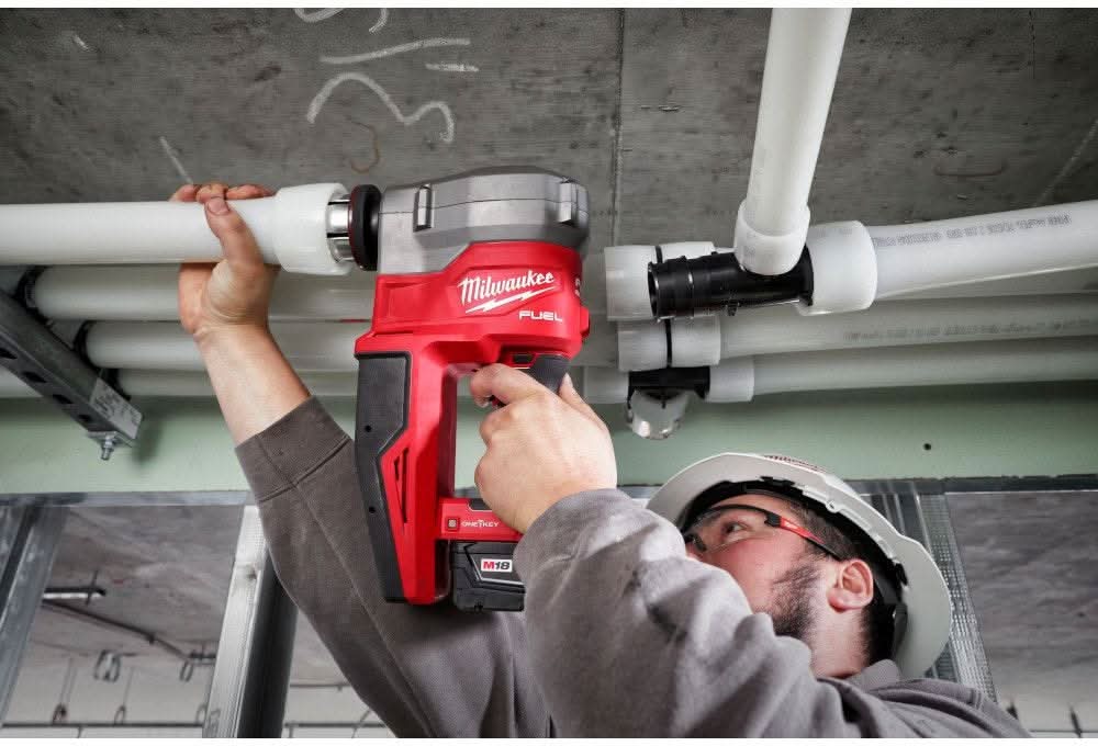 Milwaukee 2932-22XC M18 FUEL 2-in. ProPEX Expander Kit w/ ONE-KEY with 1-1/4-in. - 2-in. Expander Heads - Image 3