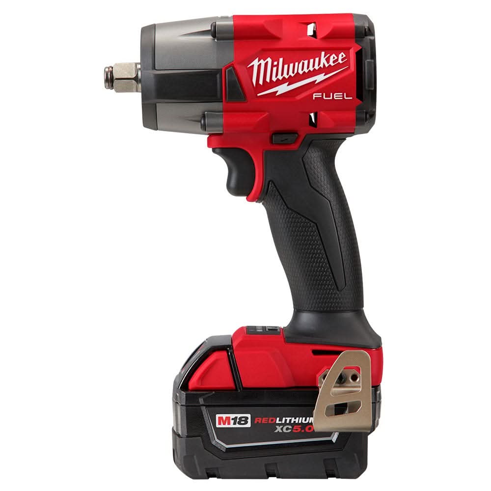 Milwaukee 2962-22R M18 FUEL 1/2 Mid-Torque Impact Wrench w/ Friction Ring Kit - Image 3