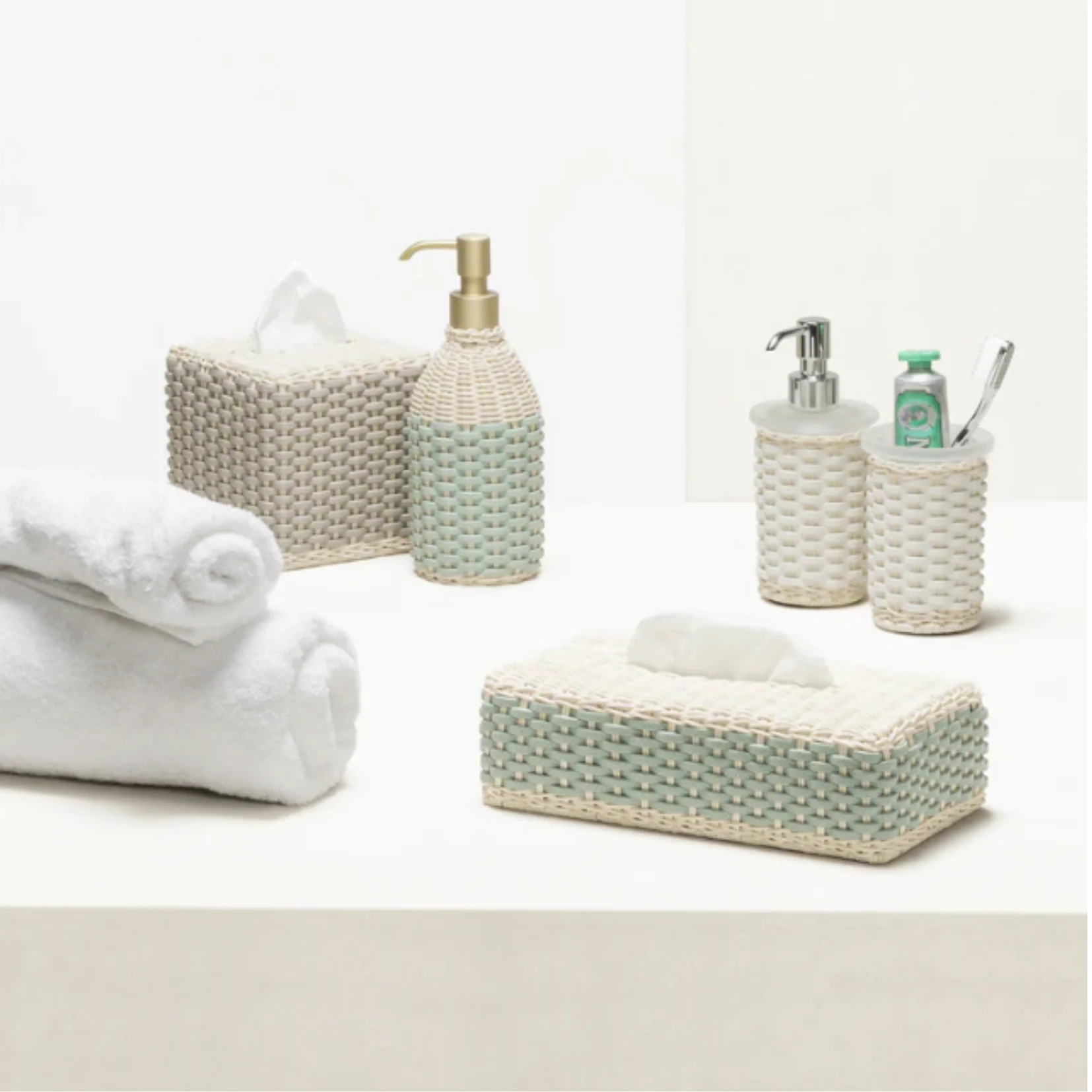 GIOBAGNARA | ANTIBES LEATHER & RATTAN TISSUE BOX | $ 410.00 - $ 480.00 - Image 3