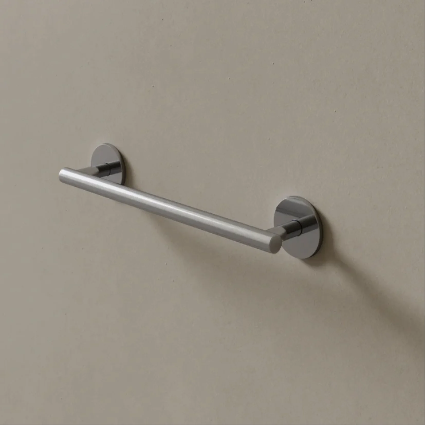 ELEMENTO BATH | 16" STRAIGHT TOWEL ROD | $309.65 - $375.96 - Image 2