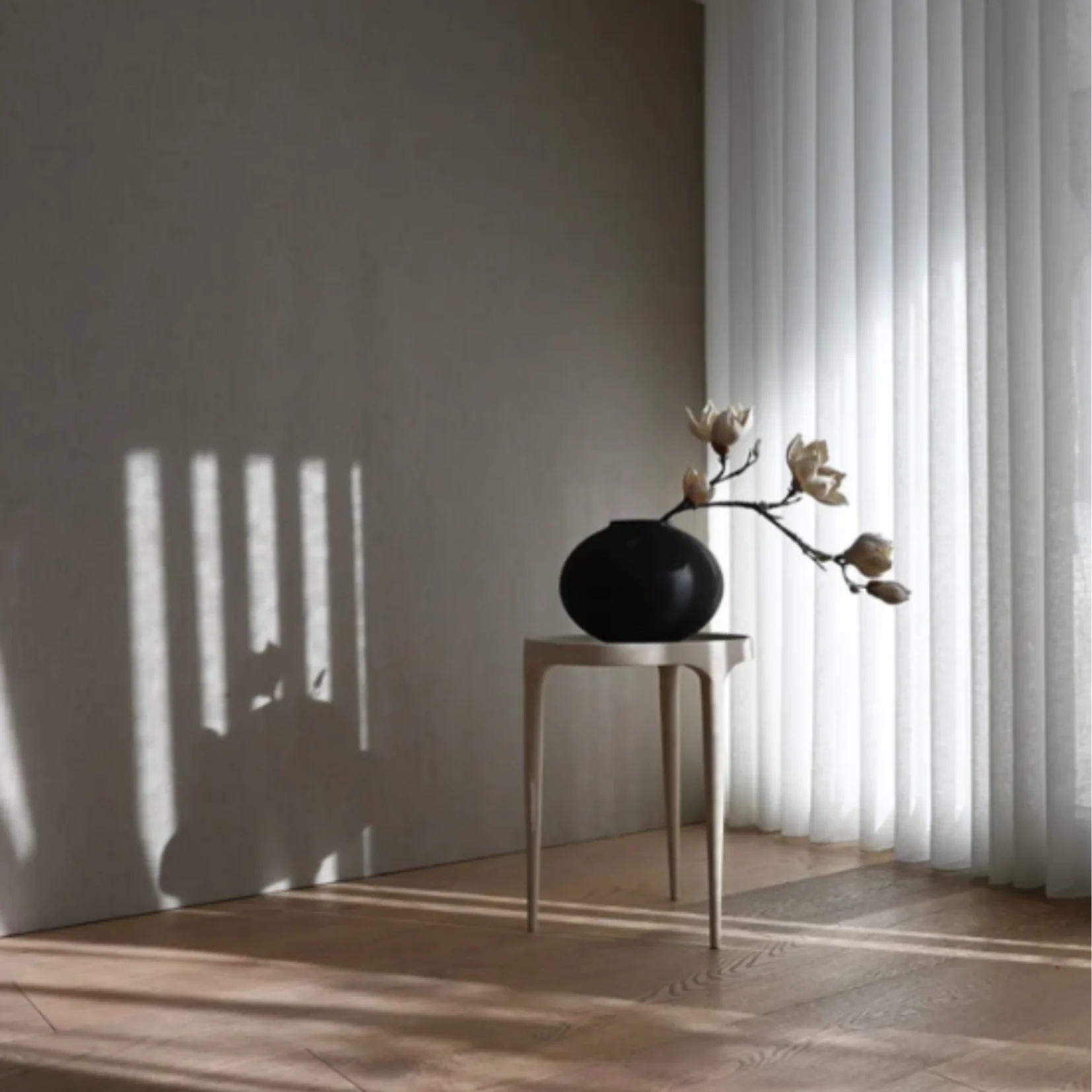 PHANTON TABLE I $545.00 -  $645.00 - Image 3