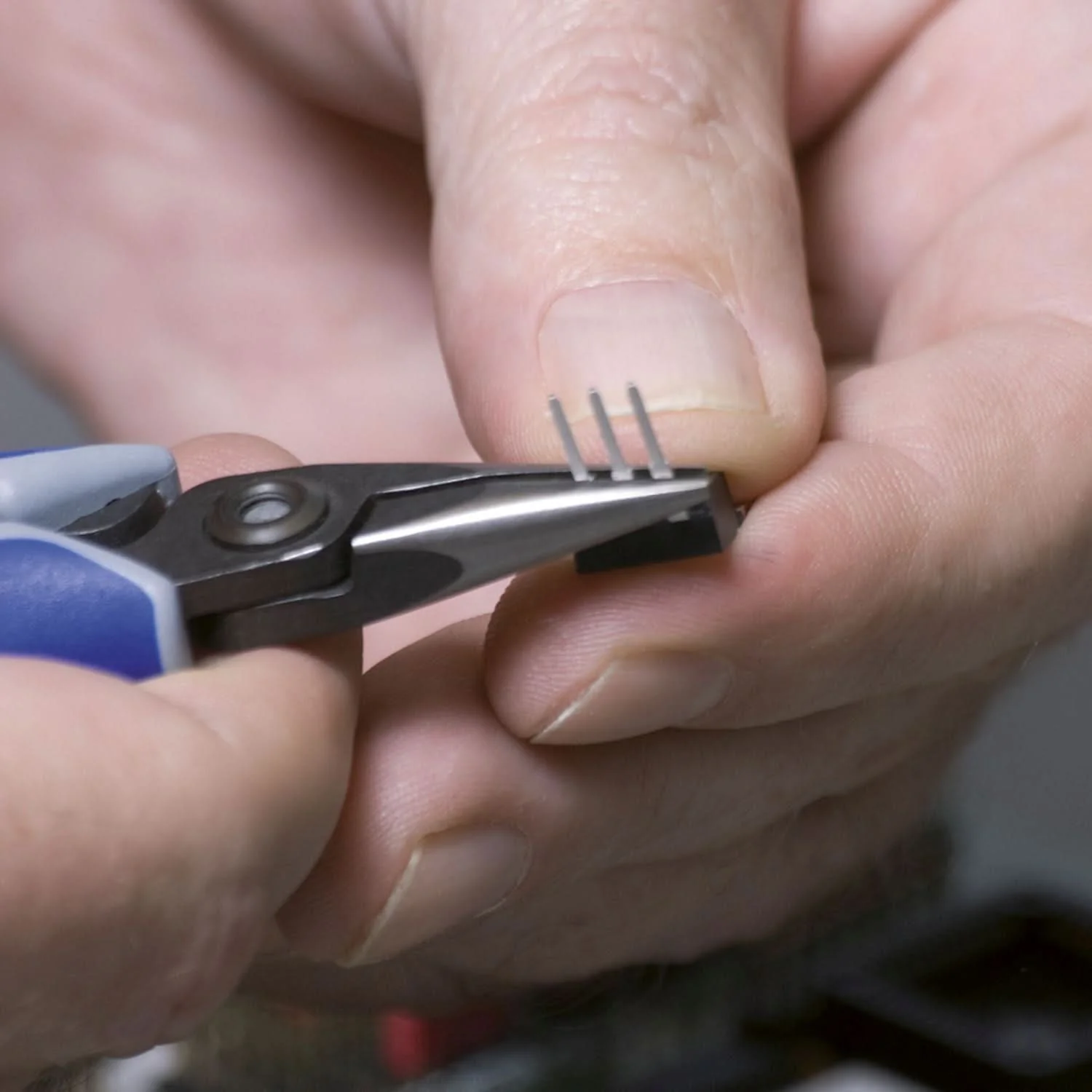 Knipex 34 22 130 Electronics Pliers-Half Round Tips - Image 2