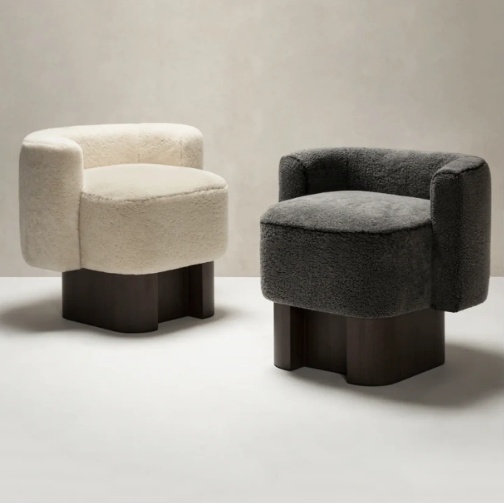 GIOBAGNARA | LLOYD ARMCHAIR | $ 4,600.00 - $ 5,205.00 - Image 3