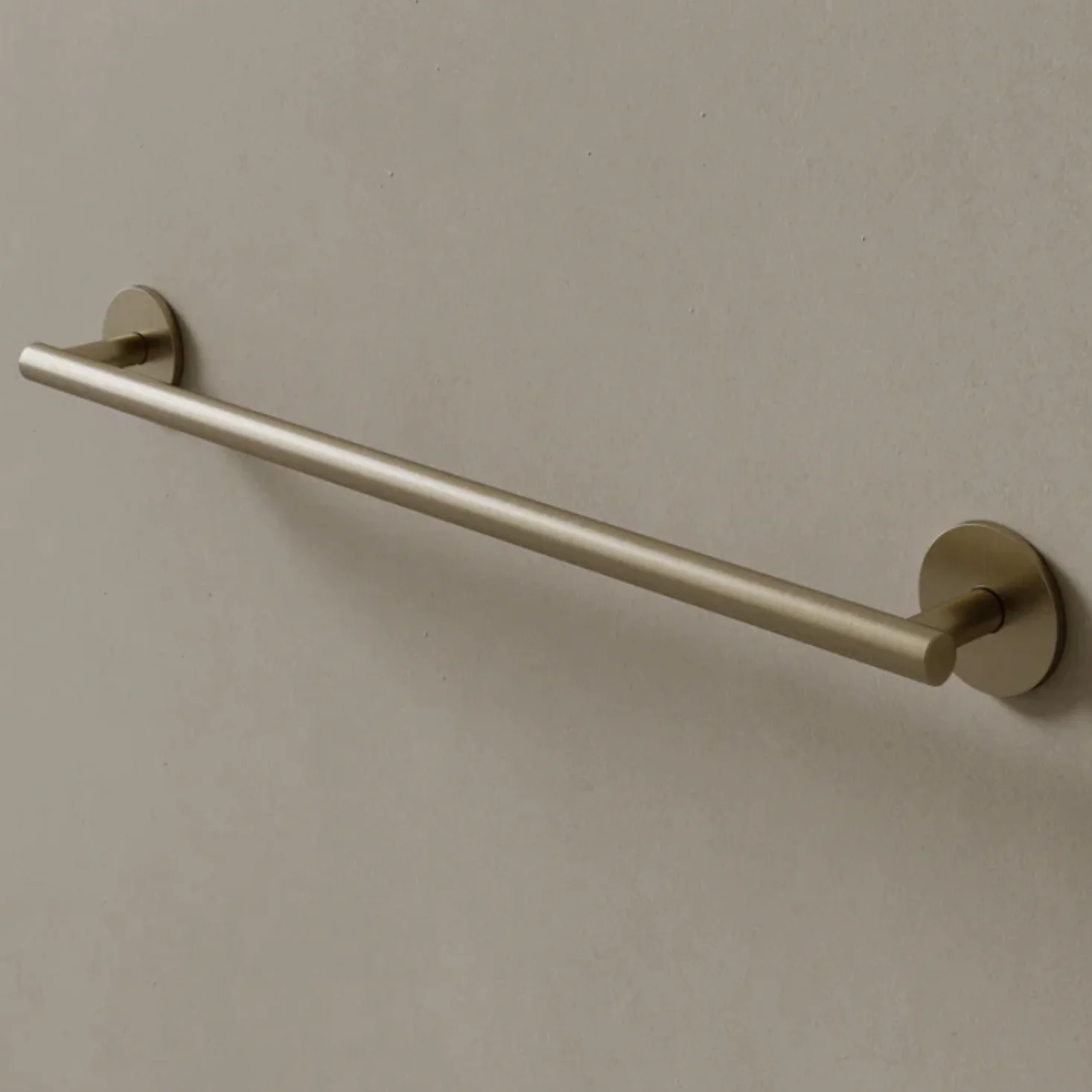 ELEMENTO BATH | 26" STRAIGHT TOWEL ROD | - Image 3