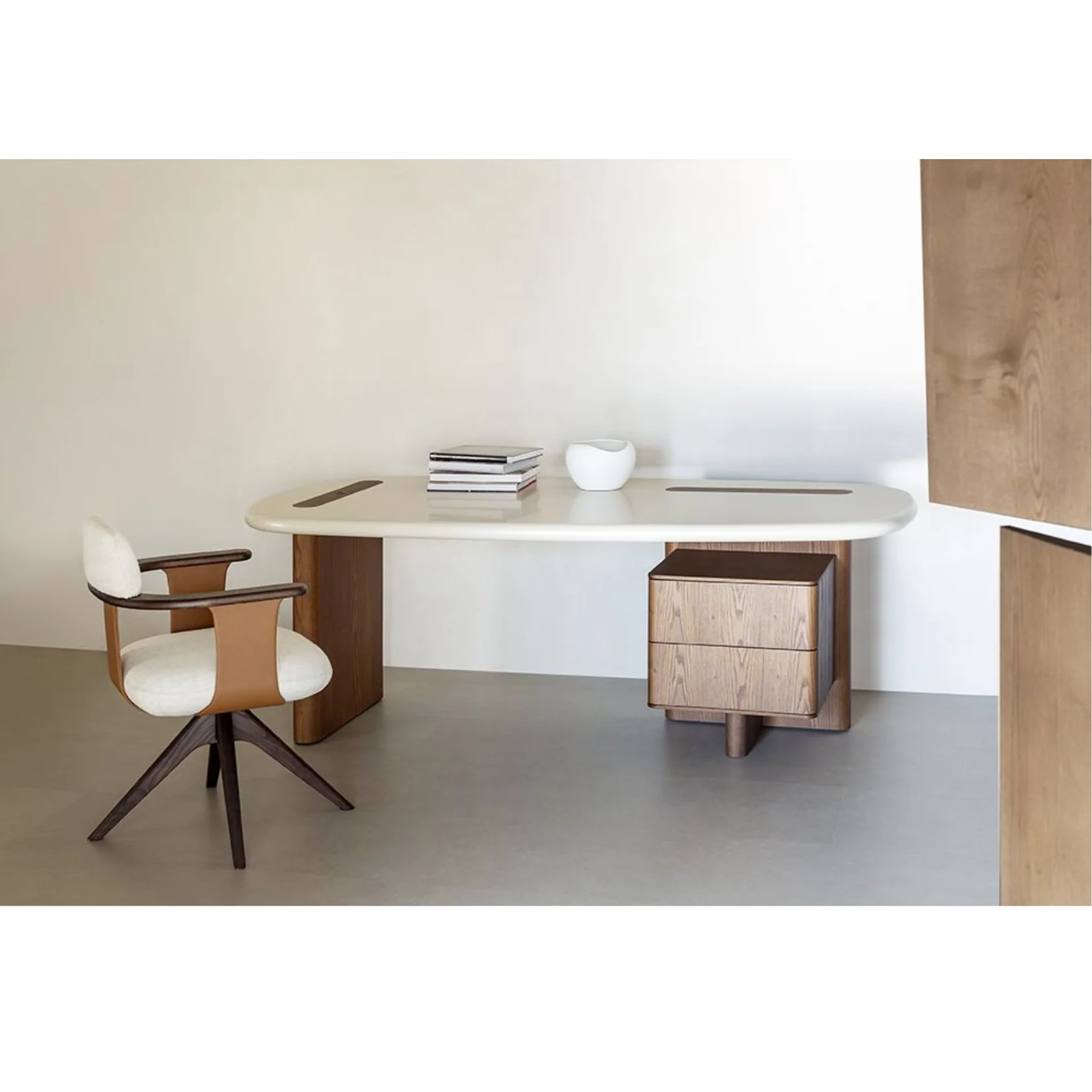 CARPANESE | MANTA ARMCHAIR - $8,100.00 - Image 3