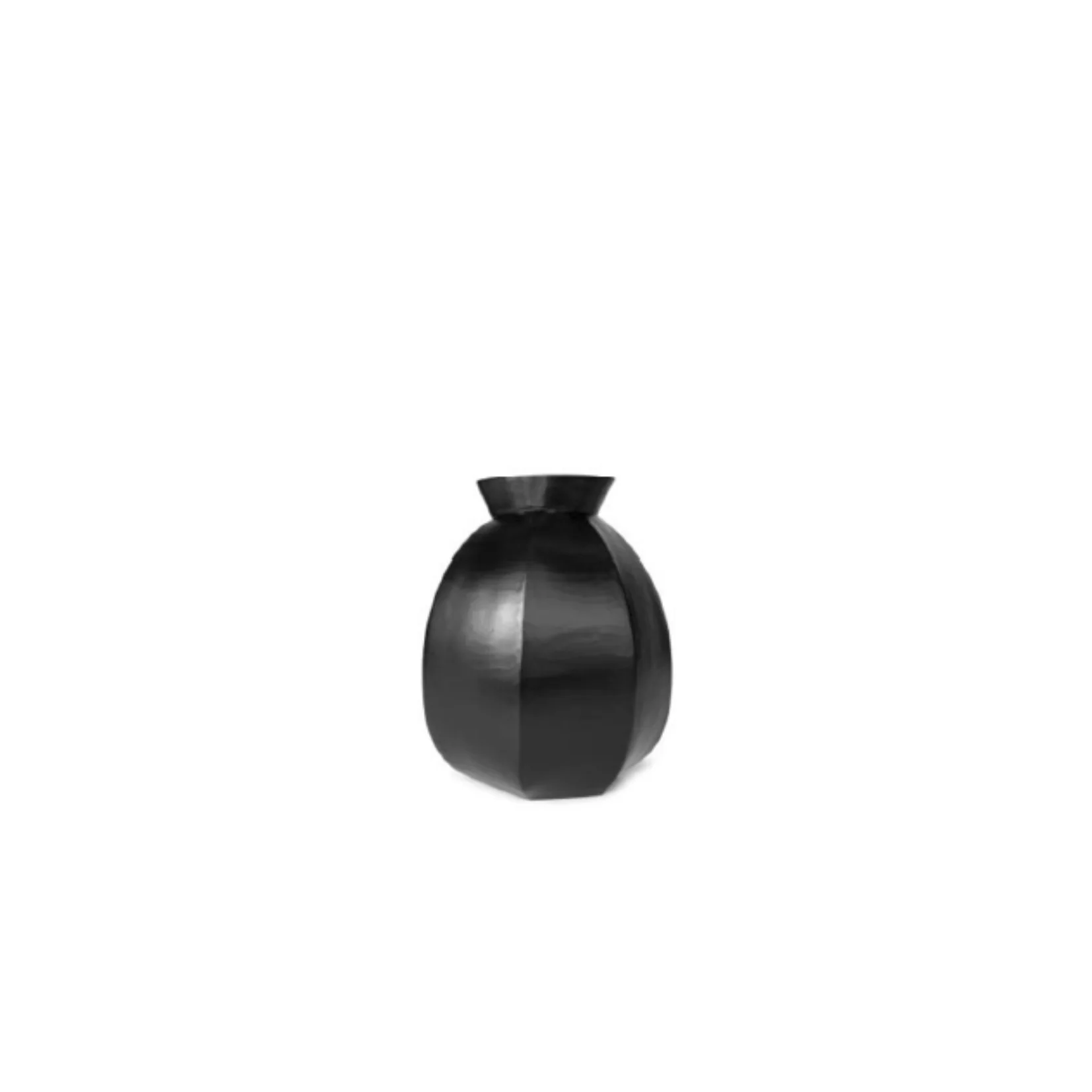GUAXS KARAKOL In Black - $788.00 - $1,168.00 - Image 3