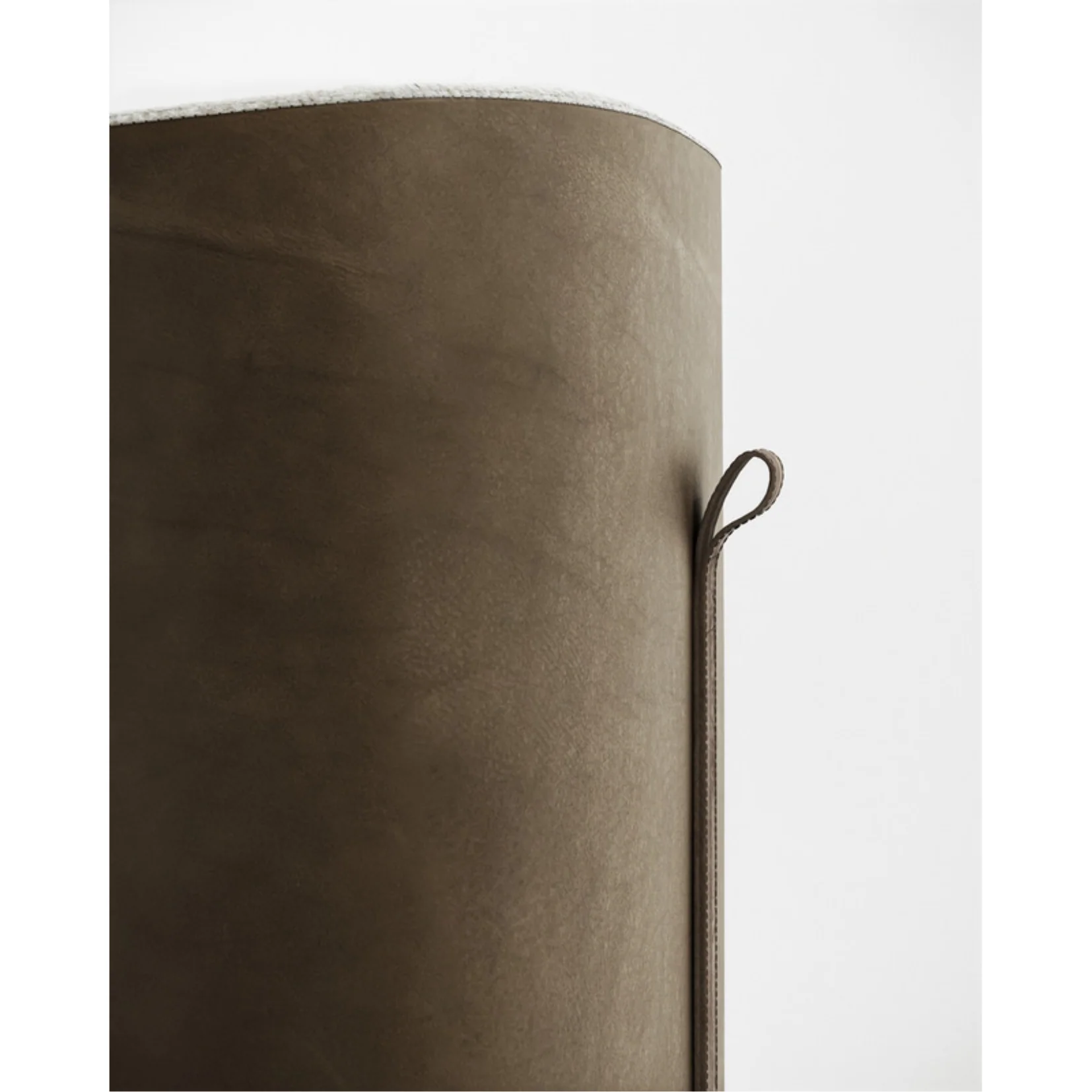 HIDA LOUNGE CHAIR | $2,780.00 - Image 3