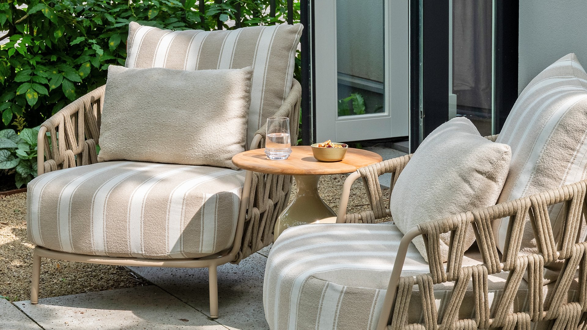 4 SEASONS OUTDOOR | BEVERLY LOUNGE CHAIR | $2,262.00 - Image 3