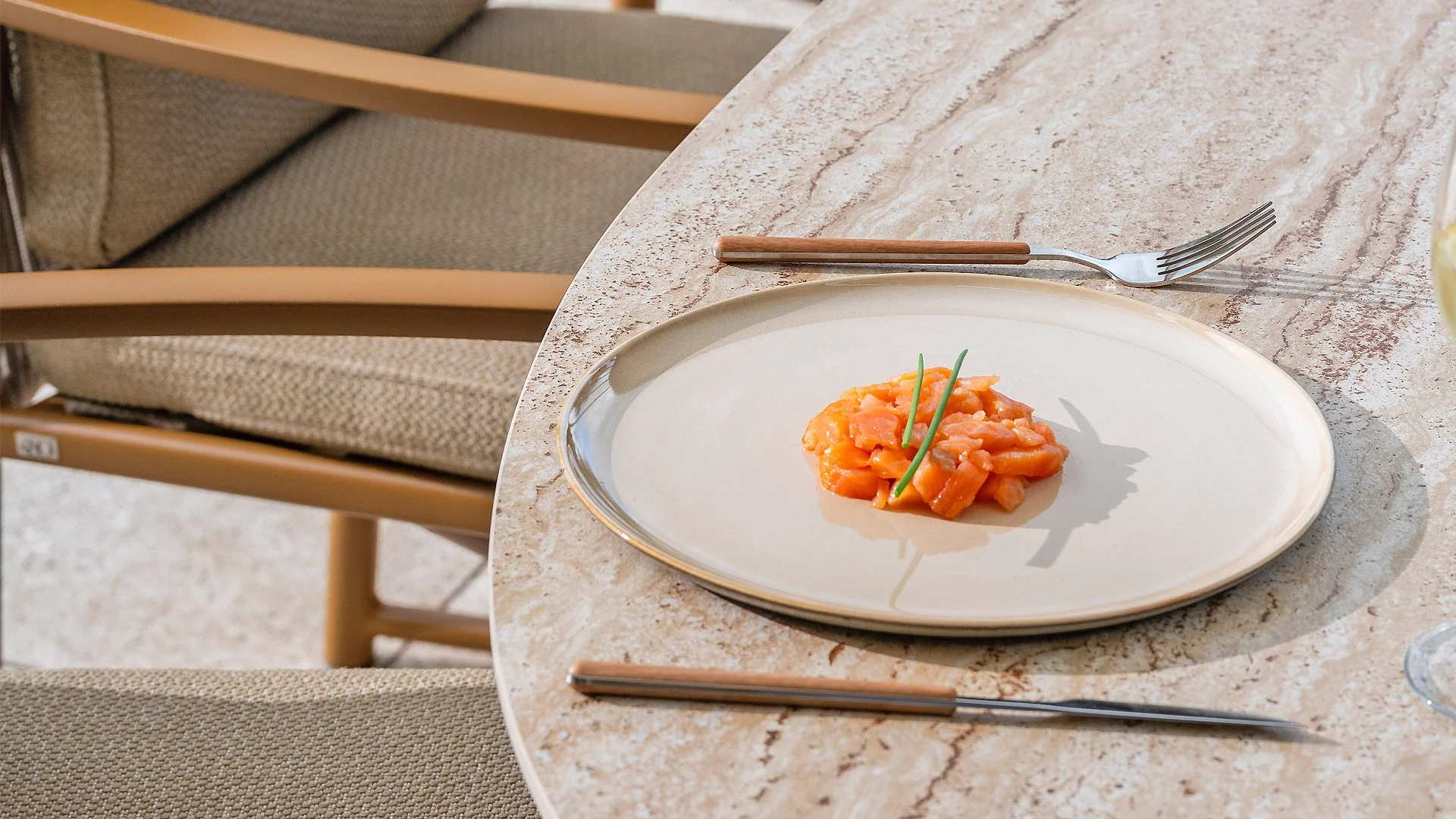 4 SEASONS OUTDOOR | COLORADO TABLE TOP 62.2" | $3,306.00 - Image 2