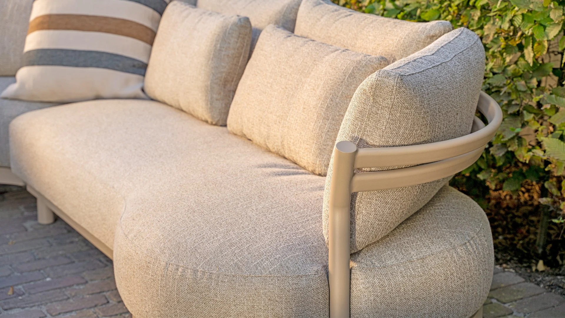 4 SEASONS OUTDOOR | MYKONOS 3-SEATER CUDDLE BENCH | $4,845.00 - Image 2
