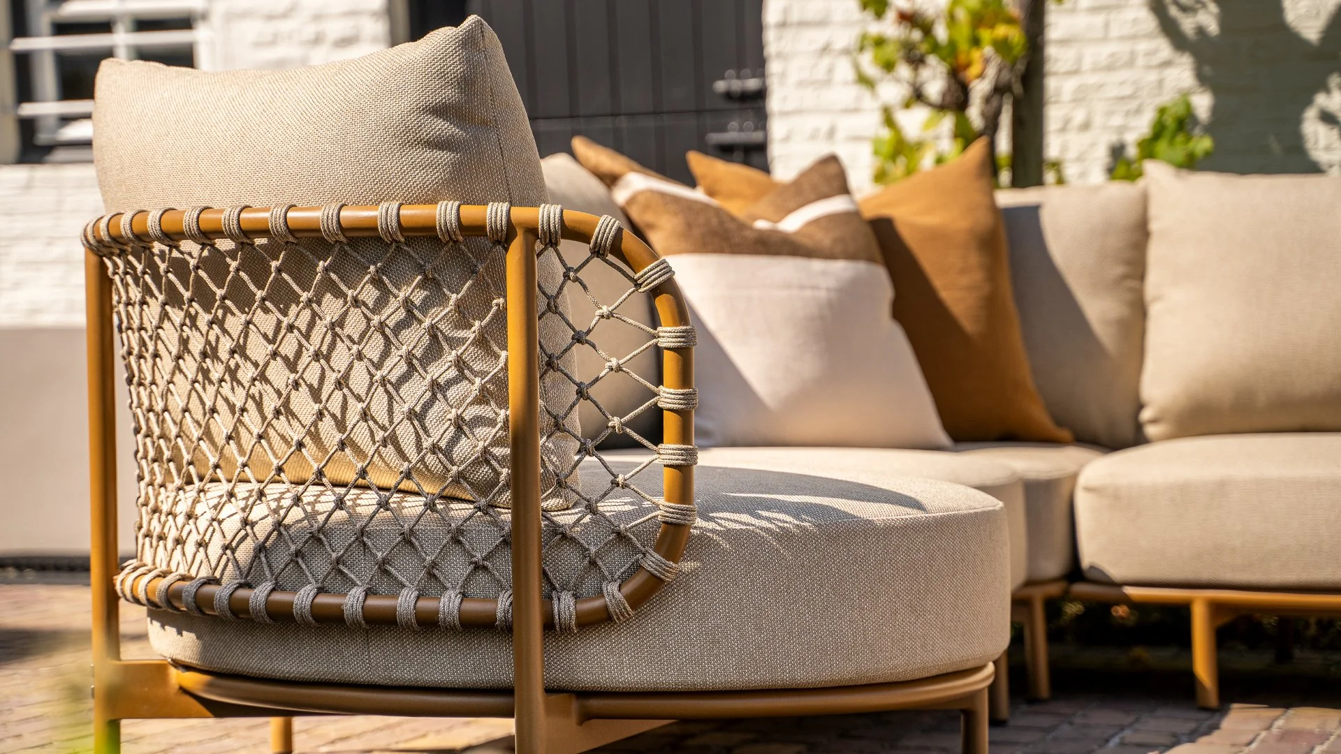 4 SEASONS OUTDOOR | MARTINIQUE 3-SEATER BENCH + 3-SEATER SOFA SET | $9,919.00 - Image 3