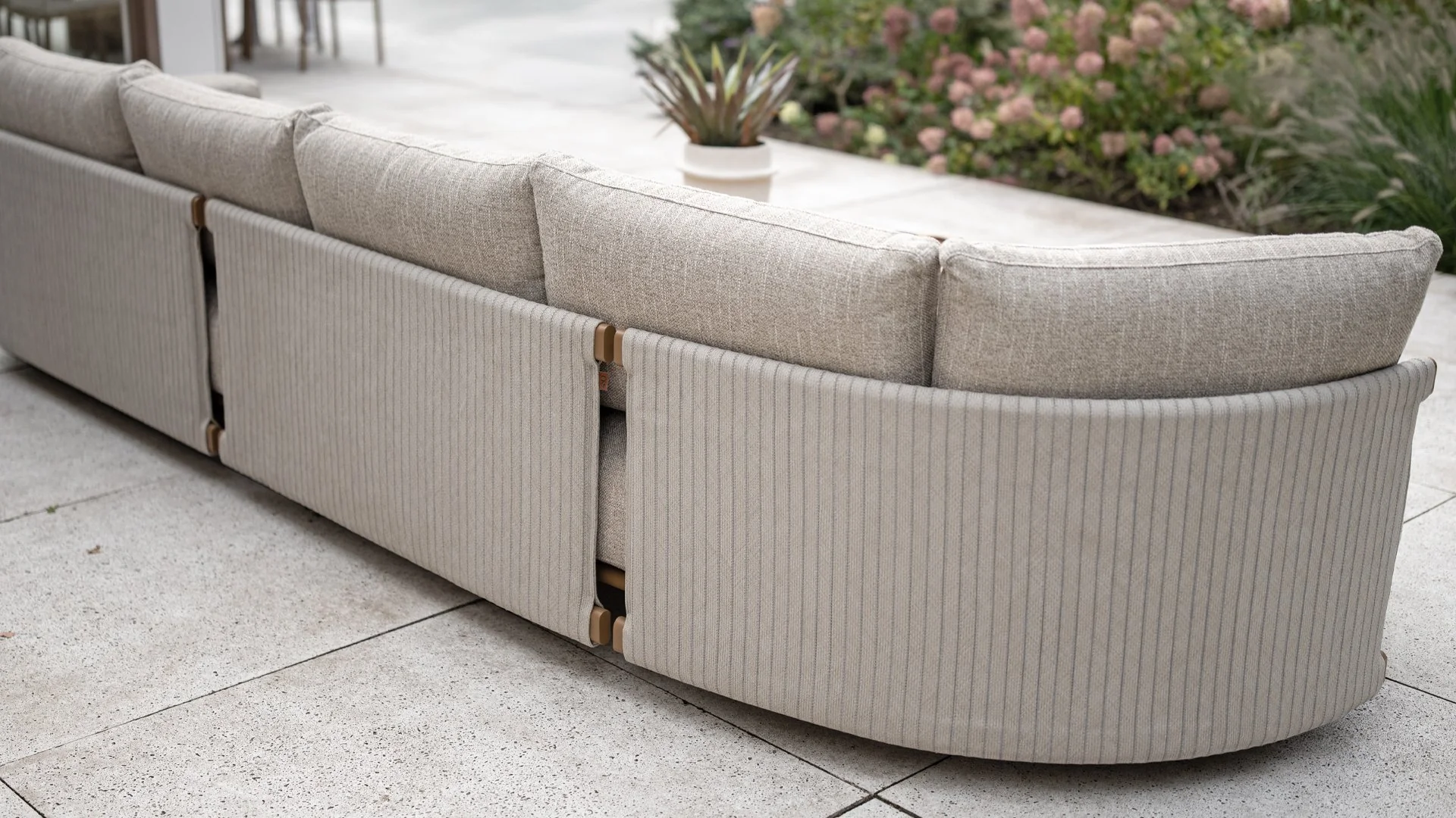 4 SEASONS OUTDOOR | SAFINA 3-SEATER LEFT ARM BENCH | $6,214.00 - Image 3