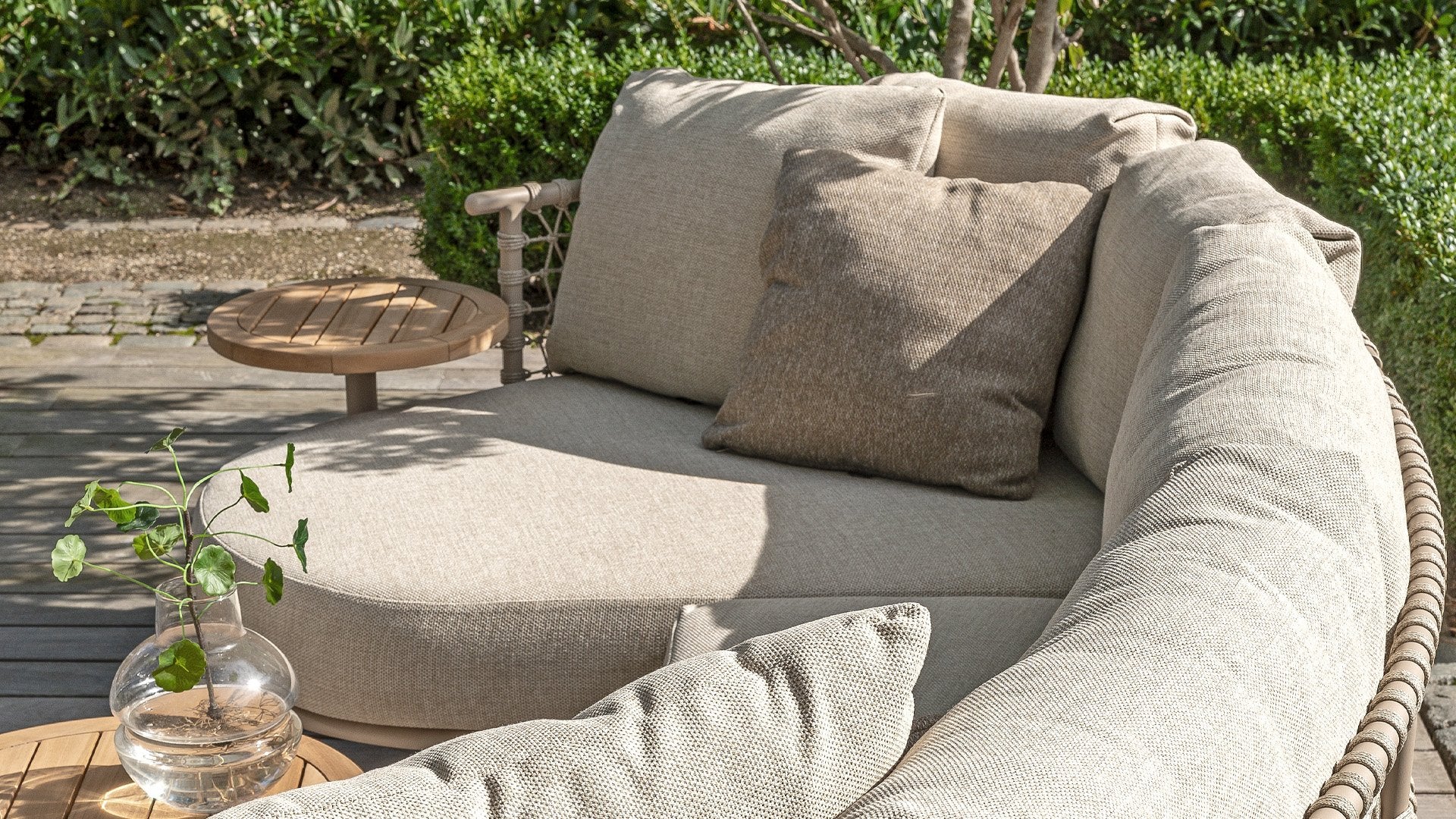 4 SEASONS OUTDOOR | SARDINIA CHAISE LOUNGE RIGHT | $4,188.00 - Image 3