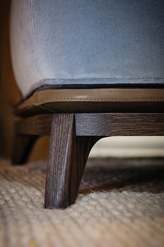 430 OPERA | Armchair $7,800.00 - Image 2