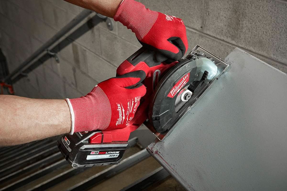 Milwaukee 48-59-1880 M18 REDLITHIUM HIGH OUTPUT XC 8.0Ah Starter Kit (PROMO) - Image 2