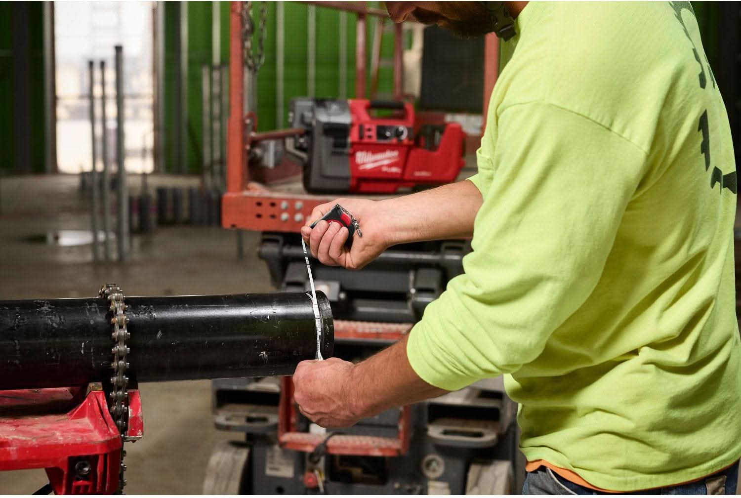Milwaukee 48-22-1006 Pipe Diameter Tape Measure - Image 3
