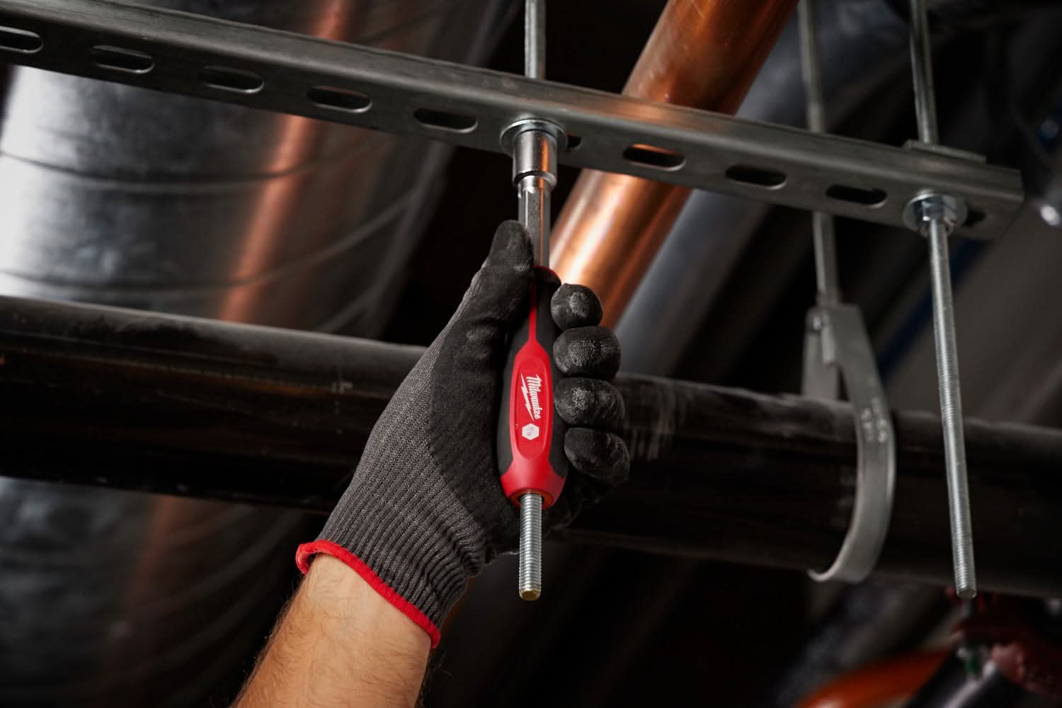 Milwaukee 48-22-2557 9/16" HOLLOWCORE Magnetic Nut Driver - Image 2