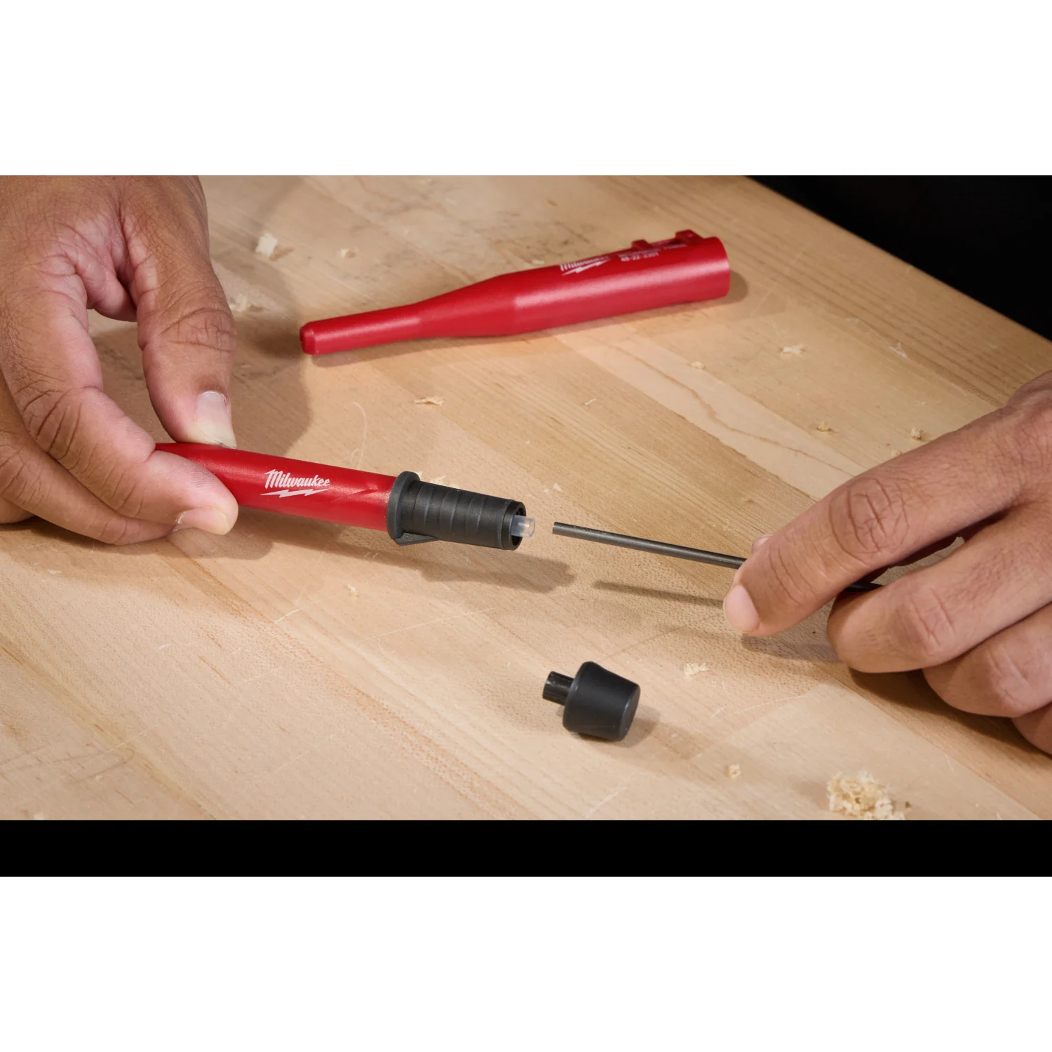 Milwaukee 48-22-3302 Replacement Mechanical Pencil Black Graphite Lead, 10-Piece - Image 3