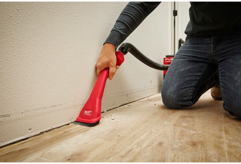 Milwaukee 49-90-2040 AIR-TIP Claw Utility Nozzle w/ Brushes - Image 3