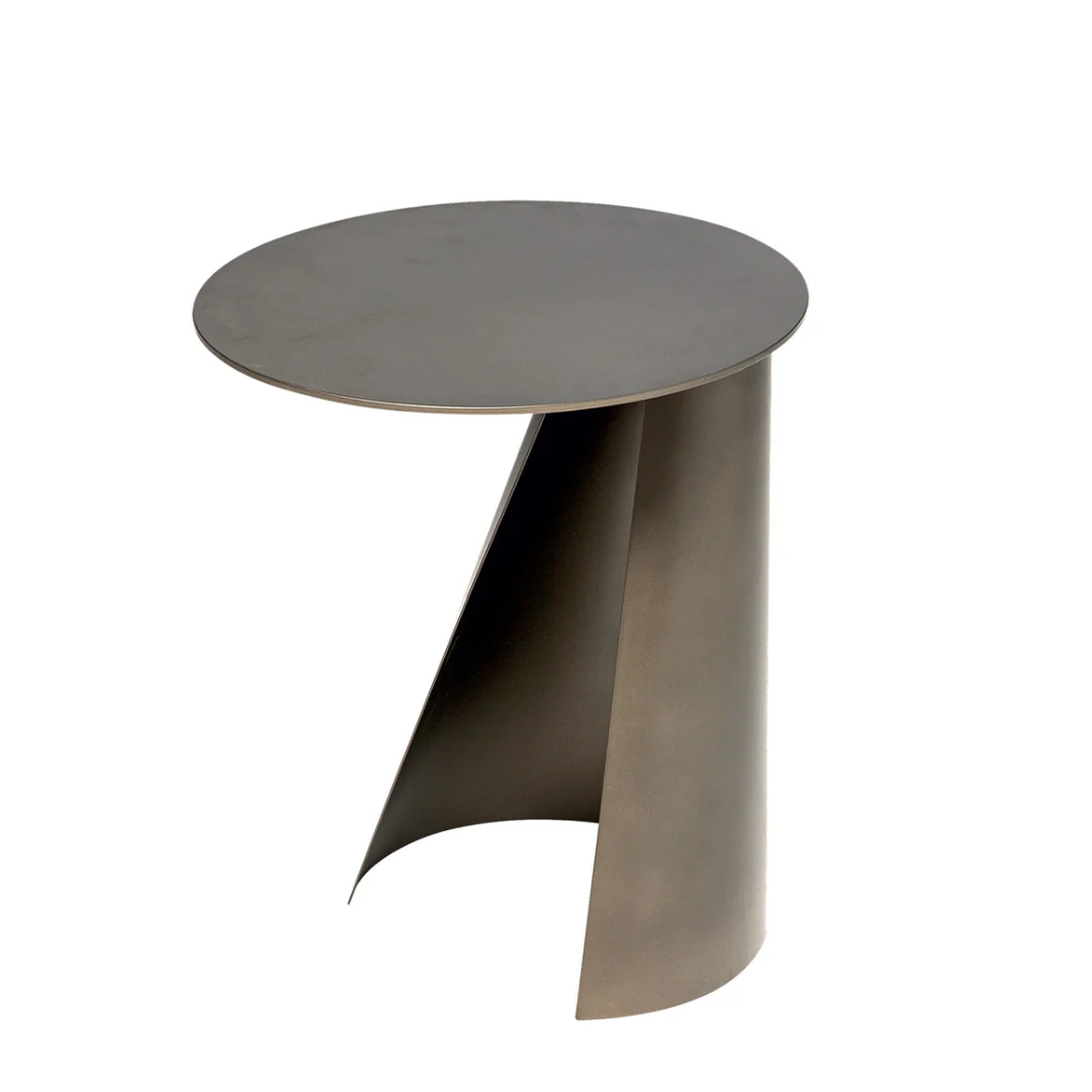 SHAKE | VICTOR SIDE TABLE | ,244.00