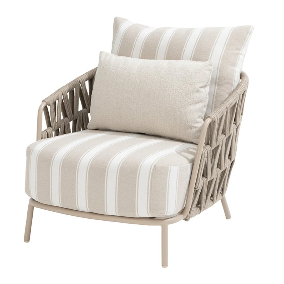 4 SEASONS OUTDOOR | BEVERLY LOUNGE CHAIR | $2,262.00 - Image 1