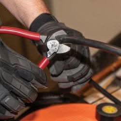 Klein Tools 63215 High-Leverage Compact Cable Cutter - Image 2