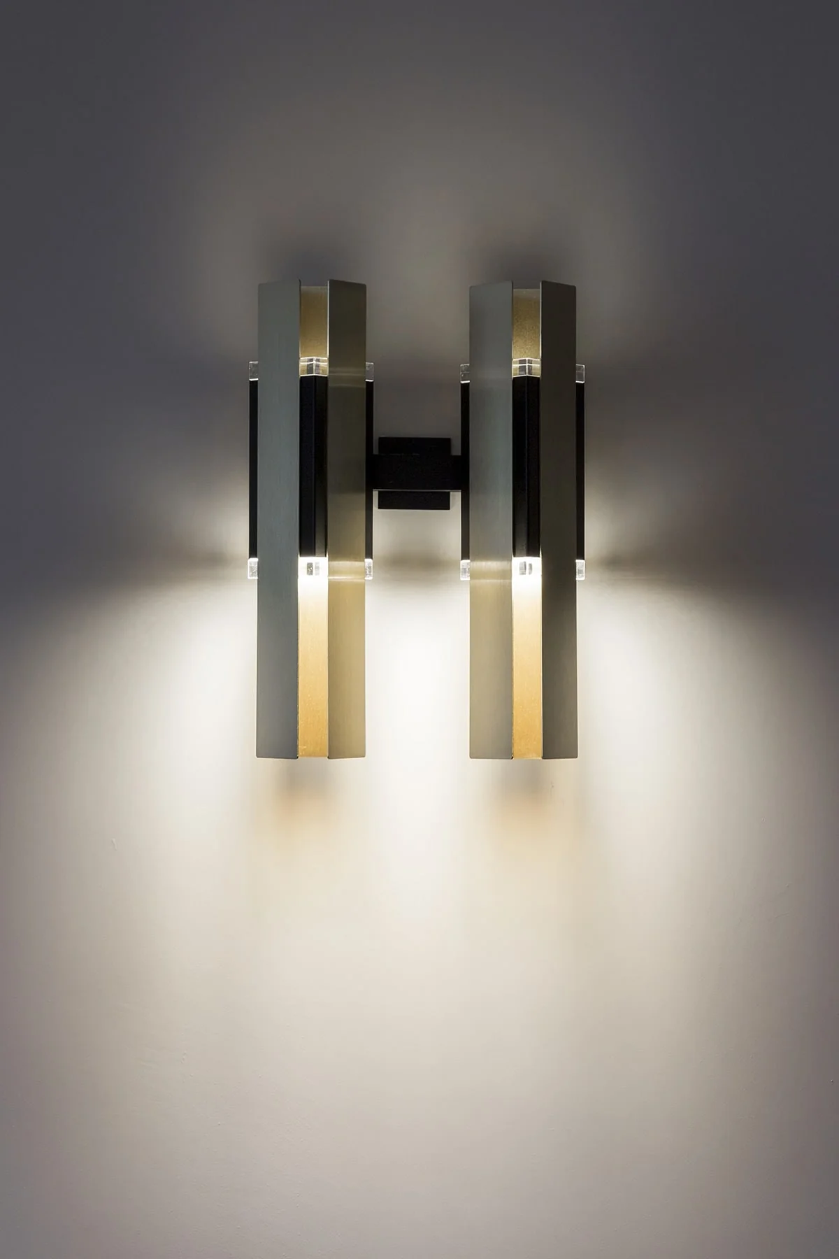 EXCALIBUR WALL LIGHT 559.42 BY TOOY $1,798.00 - Image 2