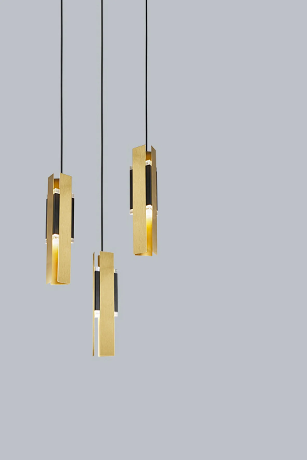 EXCALIBUR CHANDELIER 559.13 BY TOOY $2,948.00 - Image 3