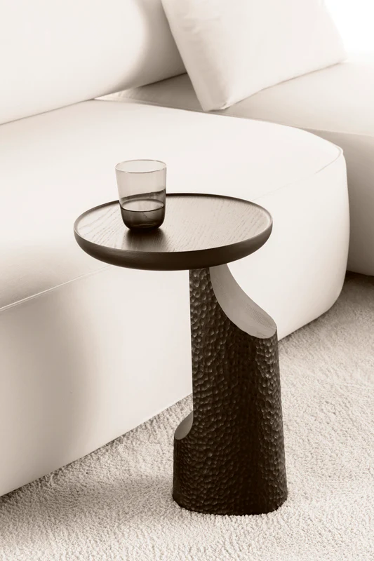 9090 ARIA | Side table $2,366.00 - $2,633.00 - Image 3