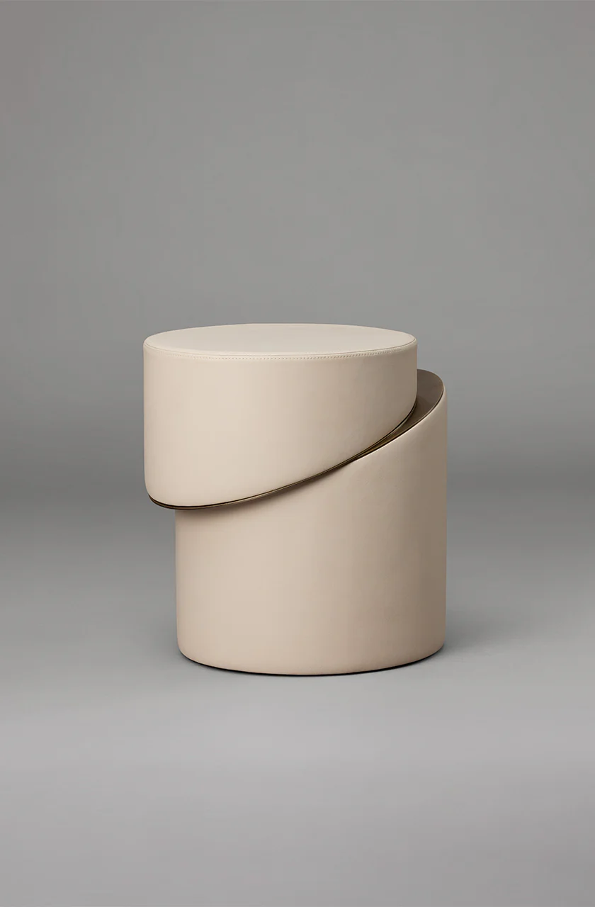 ARTICOLO l SLIP SIDE TABLE - Image 3