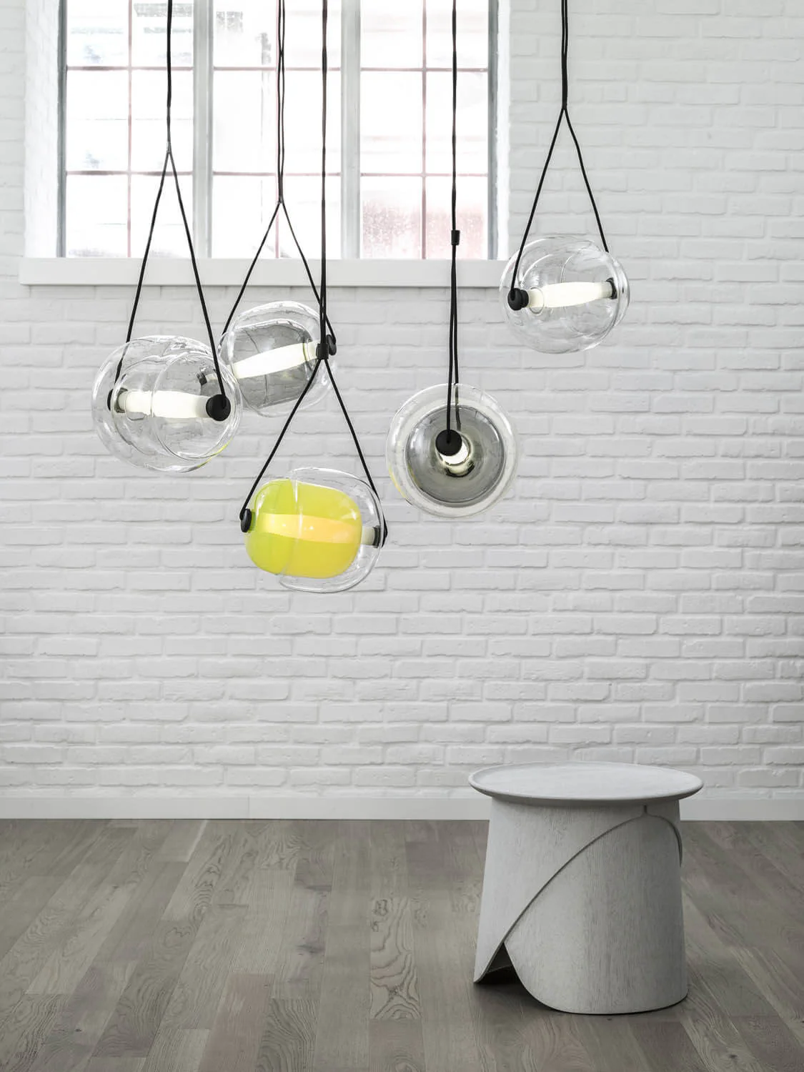 BROKIS | CAPSULA PENDANT | $4,651.00 - Image 2
