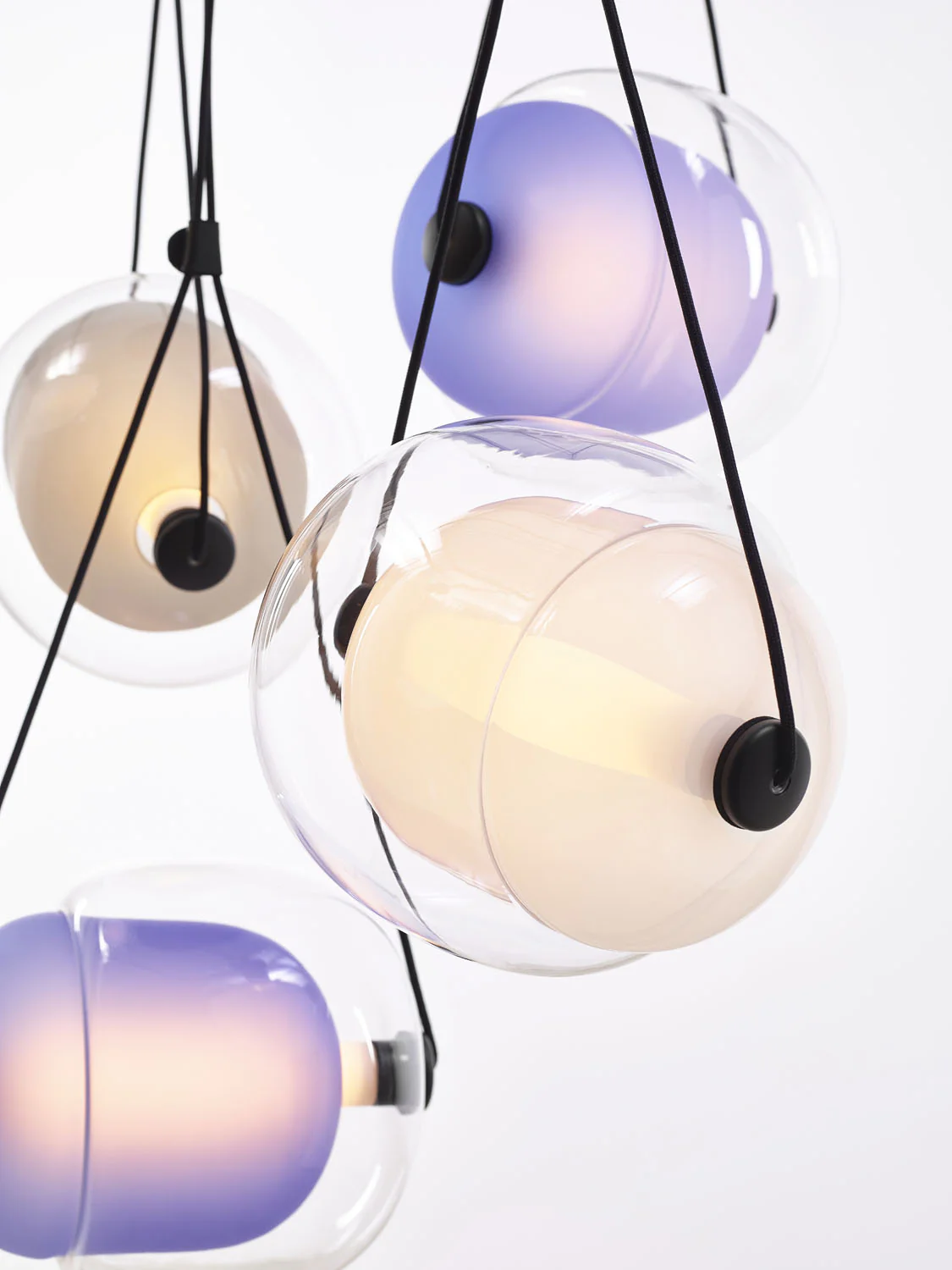 BROKIS | CAPSULA PENDANT | $4,651.00 - Image 3