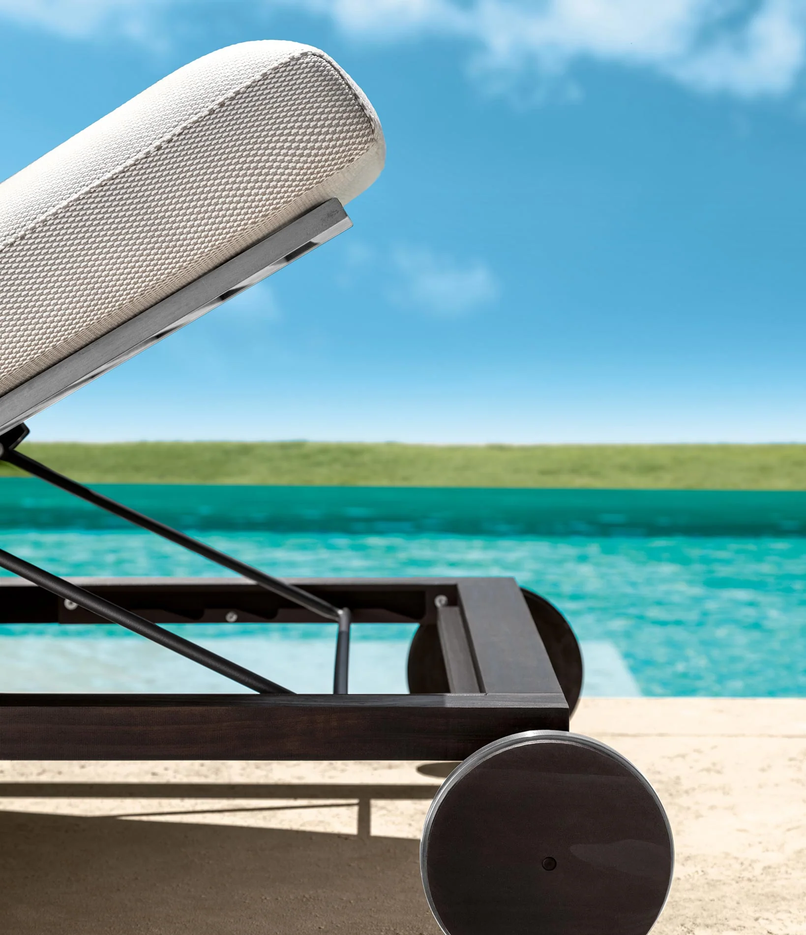 TALENTI | CLEOSOFT//WOOD  SUNBED - $3284 - Image 2