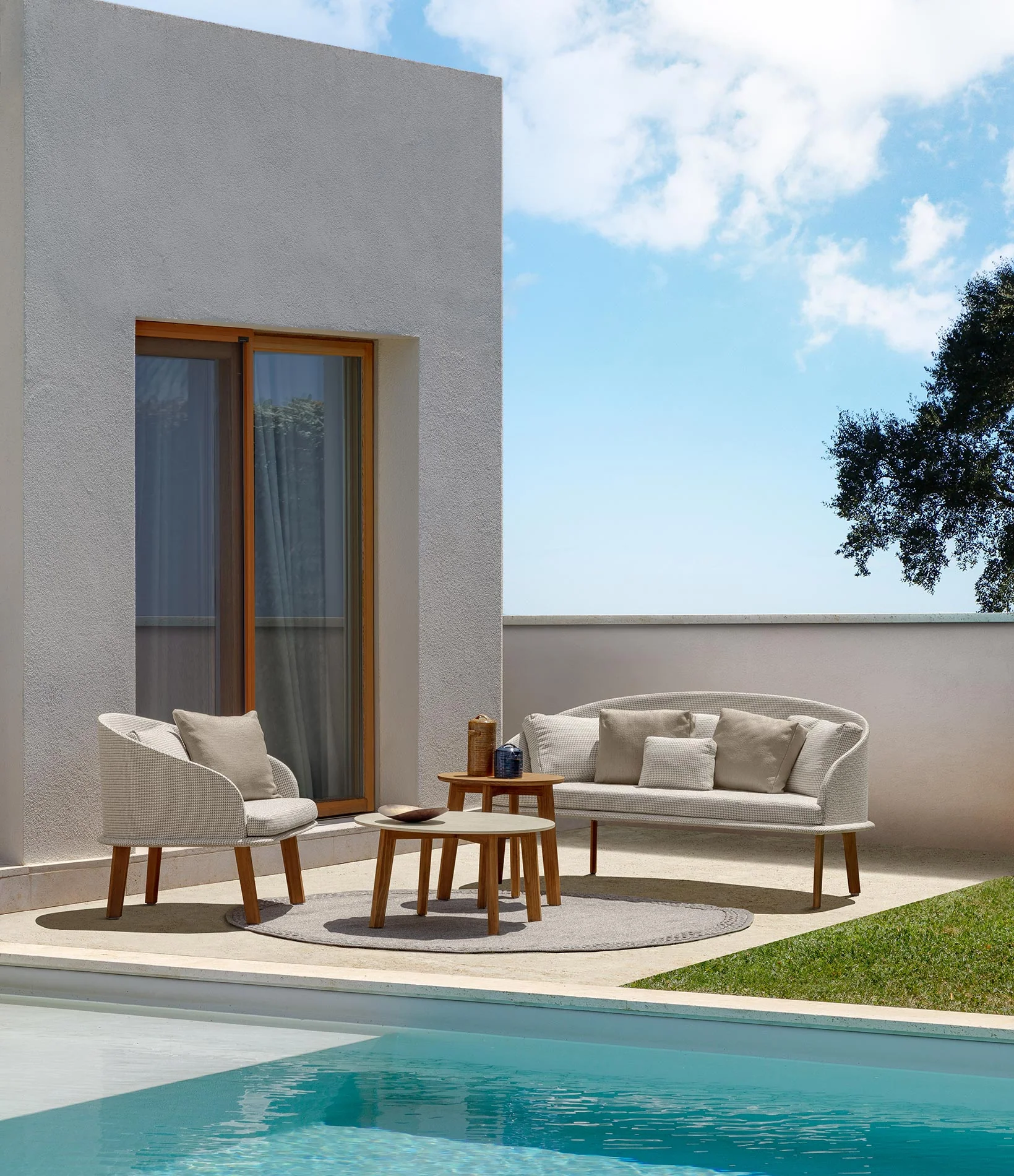 TALENTI | CLEOSOFT//WOOD  LOUNGE CHAIR AND ROCKER- $6,683.08 - $7,021.26 - Image 3