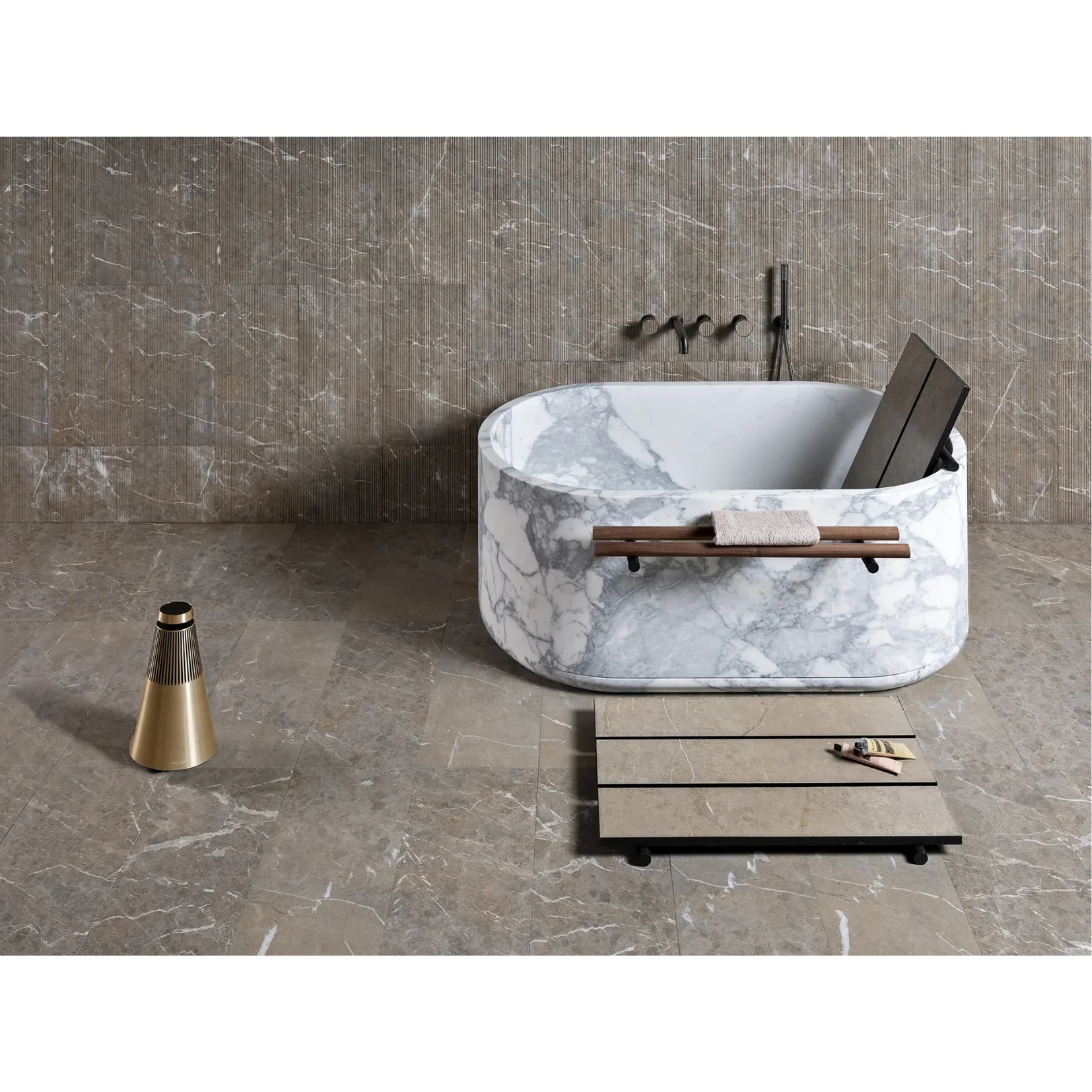 LUCE DI CARRARA | TUBE OVAL BATHTUB | ,677.11 – ,329.26
