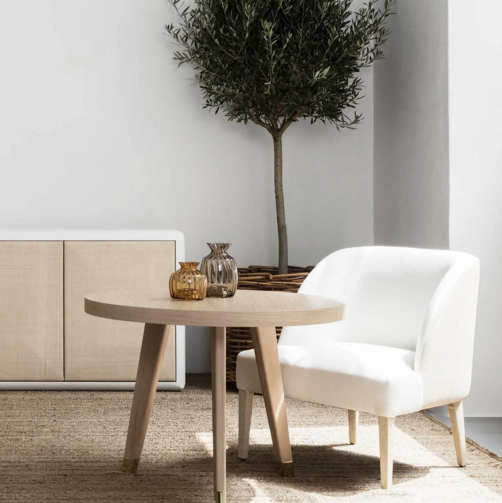ANDREA SIDE TABLE ,780.00