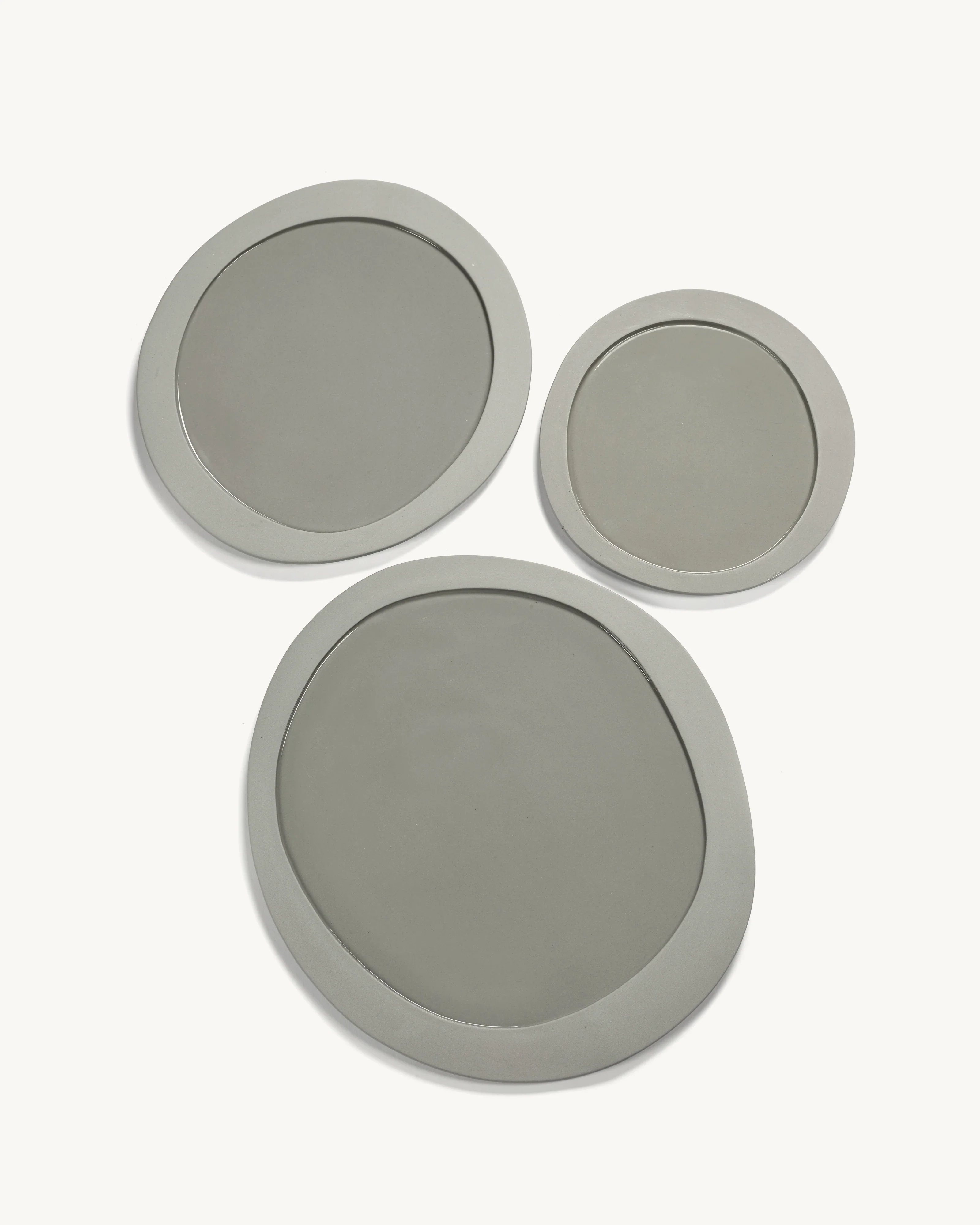 VALERIE OBJECTS | INNER CIRCLE PLATE LARGE, LIGHT GREY BY MARTEEN BAAS | $79.00 - Image 3