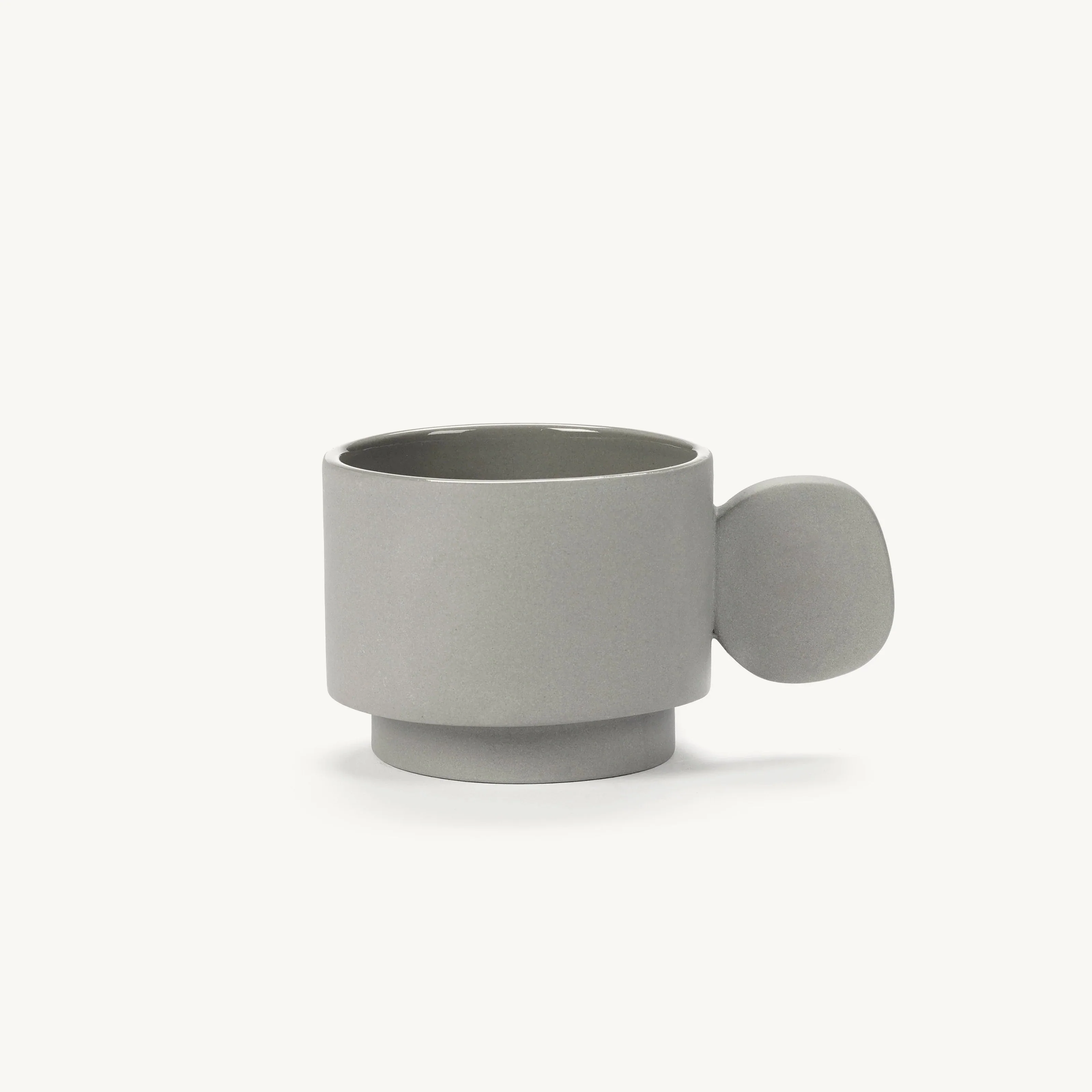 VALERIE OBJECTS | INNER CIRCLE CUP, LIGHT GREY BY MARTEEN BAAS | .00