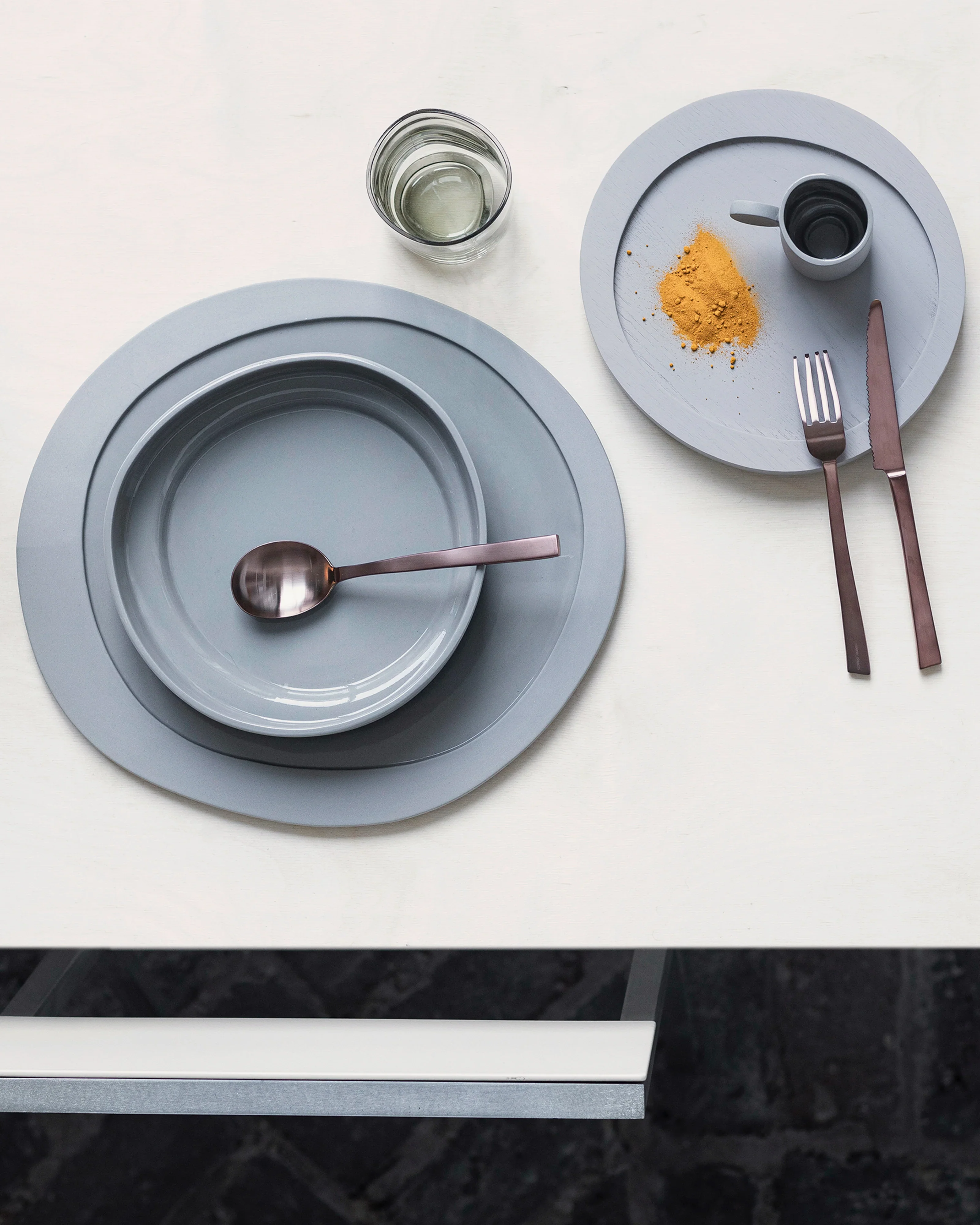 VALERIE OBJECTS | INNER CIRCLE TRAY LARGE, LIGHT GREY BY MARTEEN BAAS | $158.00 - Image 2